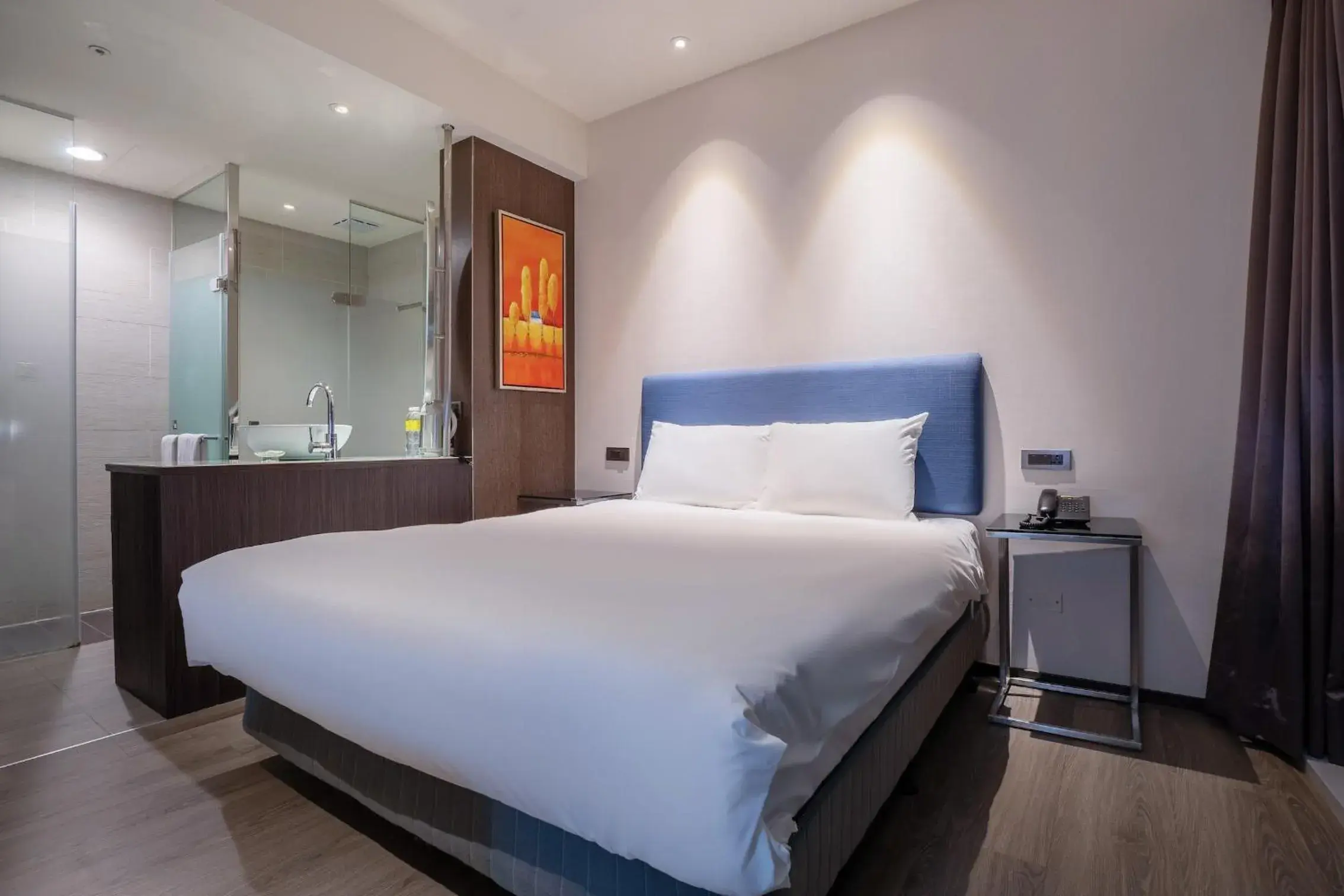 Bed in CHECK inn Taipei Xinyi (Quarantine Hotel)