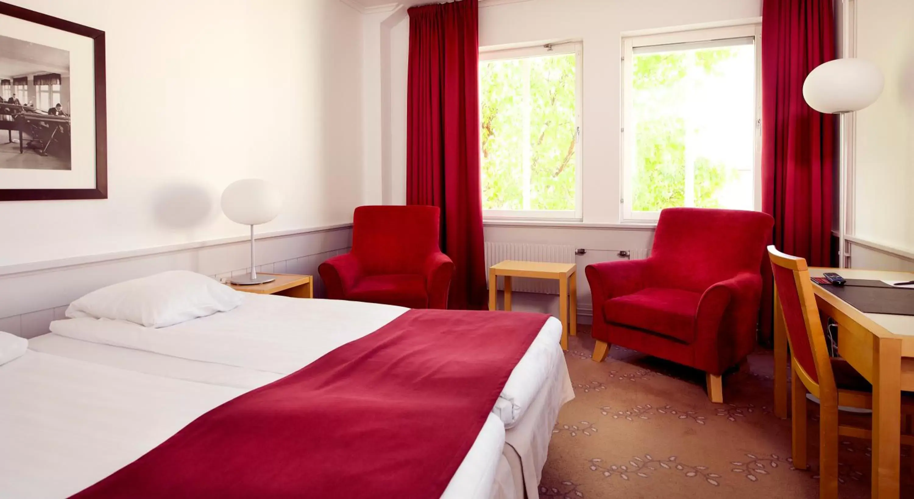 Bed, Room Photo in Clarion Collection Hotel Bolinder Munktell Bed, Room Photo in Clarion Collection Hotel Bolinder Munktell