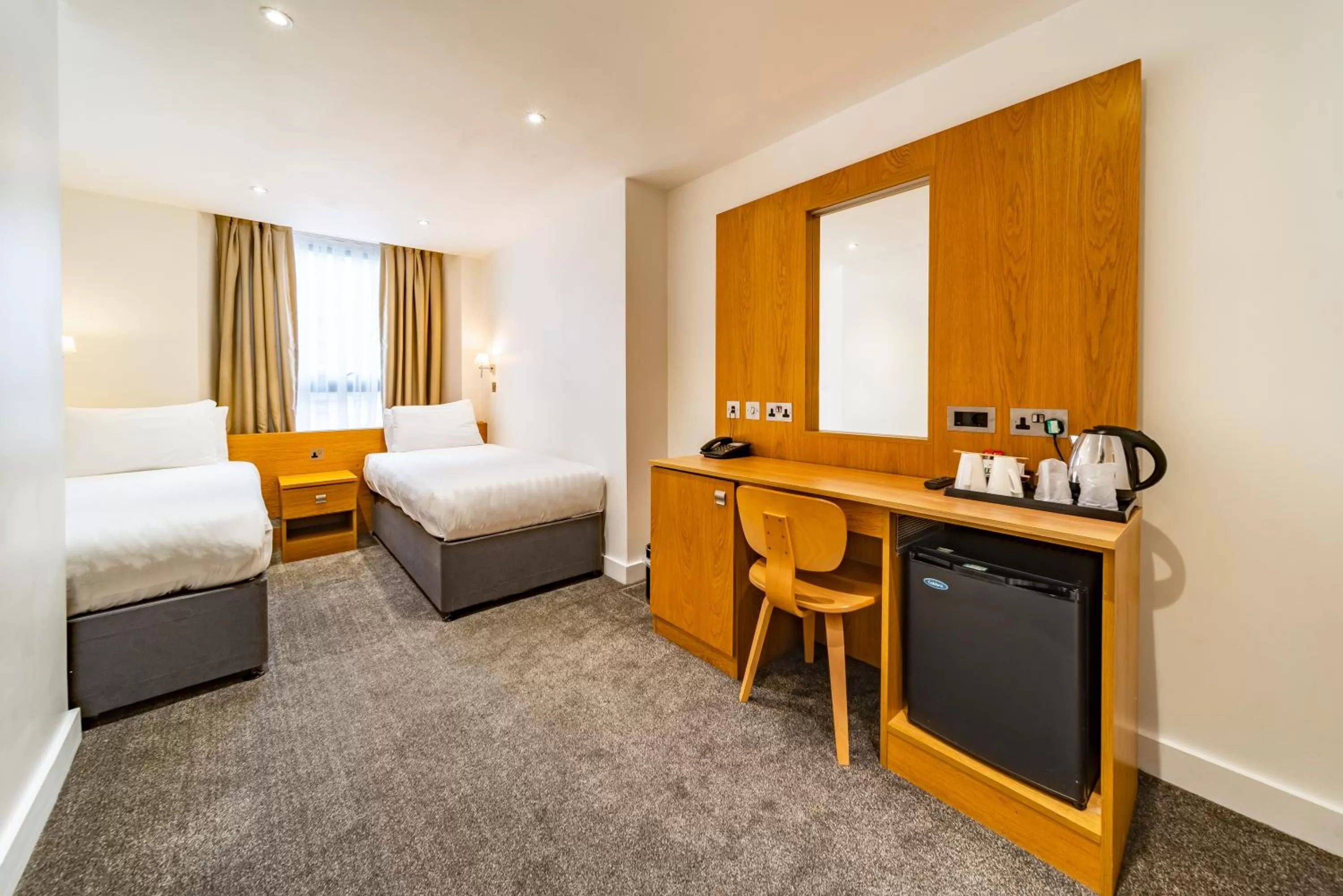 Bed in Central Park Hotel