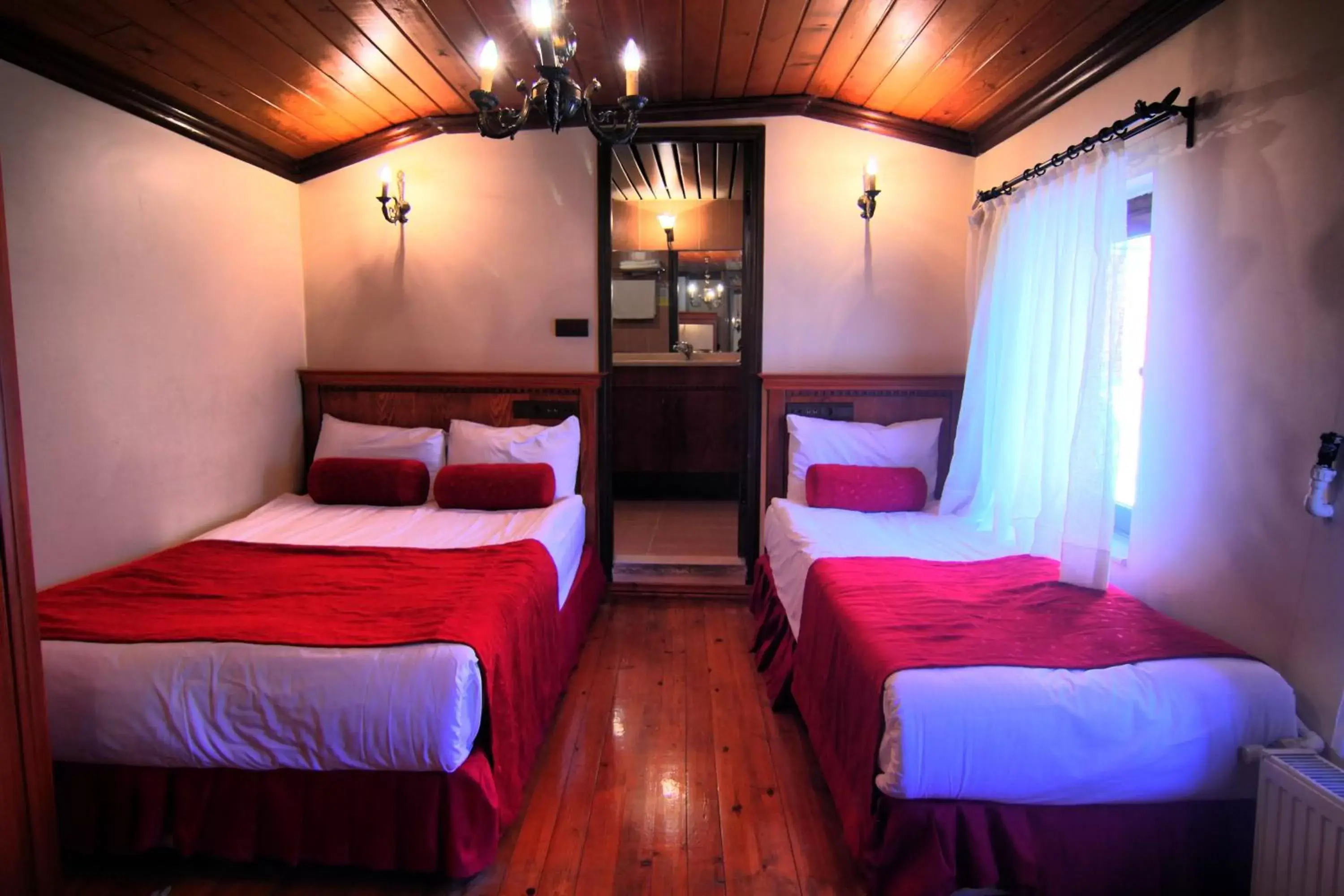 Bedroom, Bed in Kervansaray Canakkale Hotel - Special Category