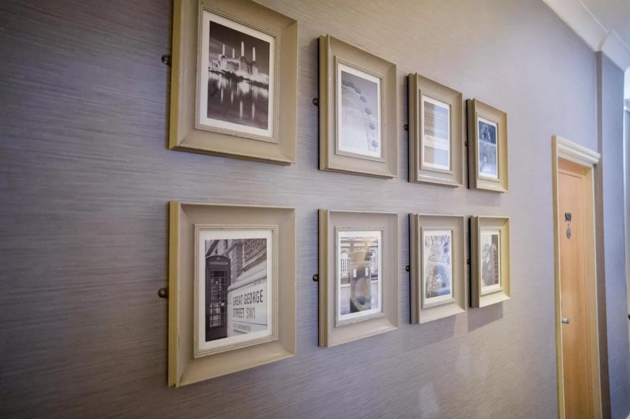 Decorative detail in Best Western Buckingham Palace Rd