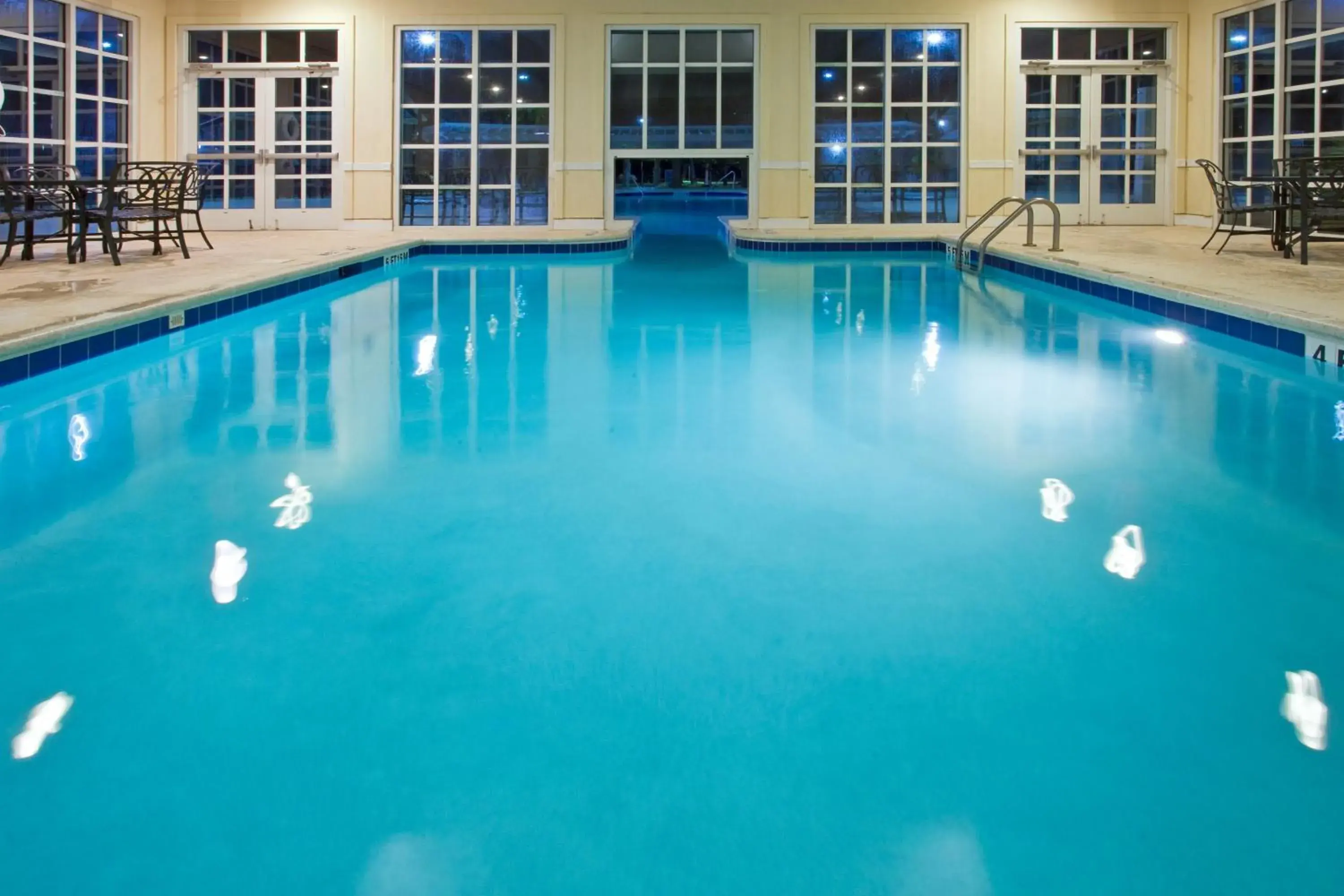 Swimming Pool in Holiday Inn Club Vacations South Beach Resort, an IHG Hotel