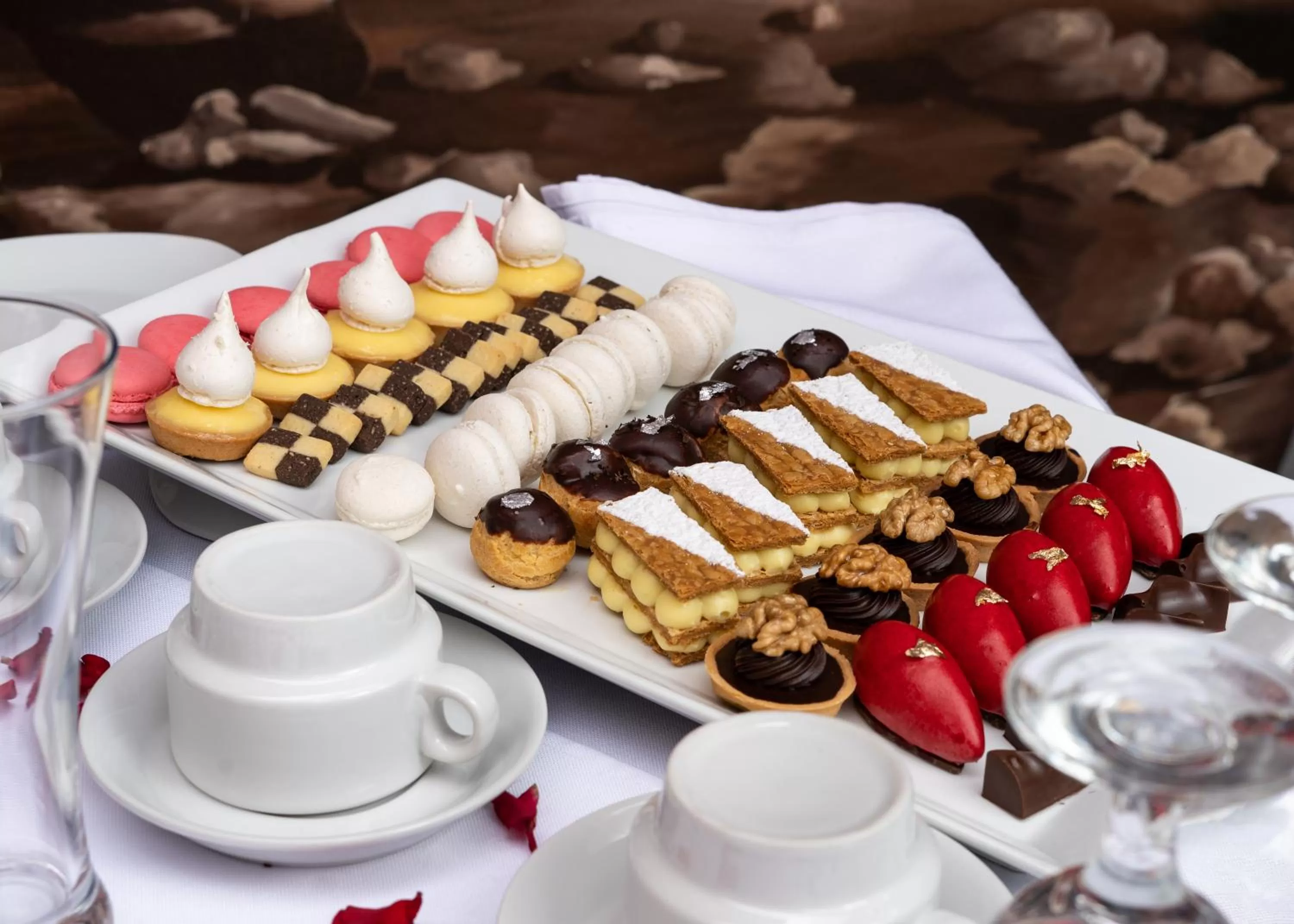 Restaurant/places to eat in Blue Sea Le Printemps