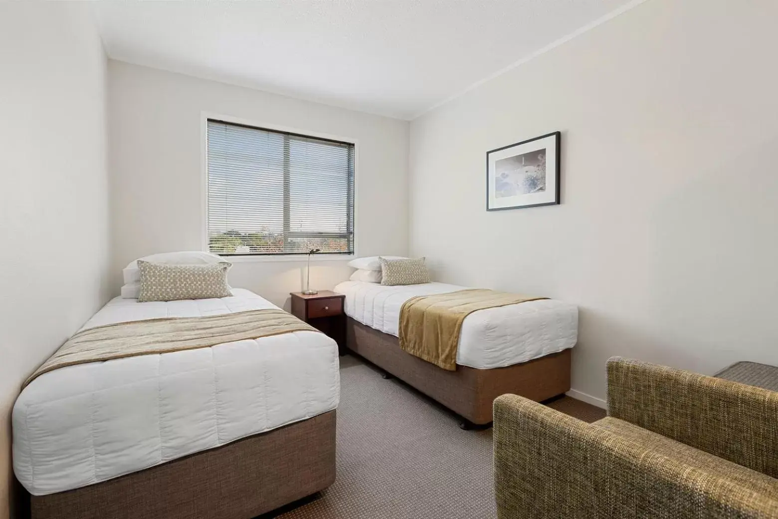 Bedroom, Bed in The Parnell Hotel & Conference Centre Bedroom, Bed in The Parnell Hotel & Conference Centre