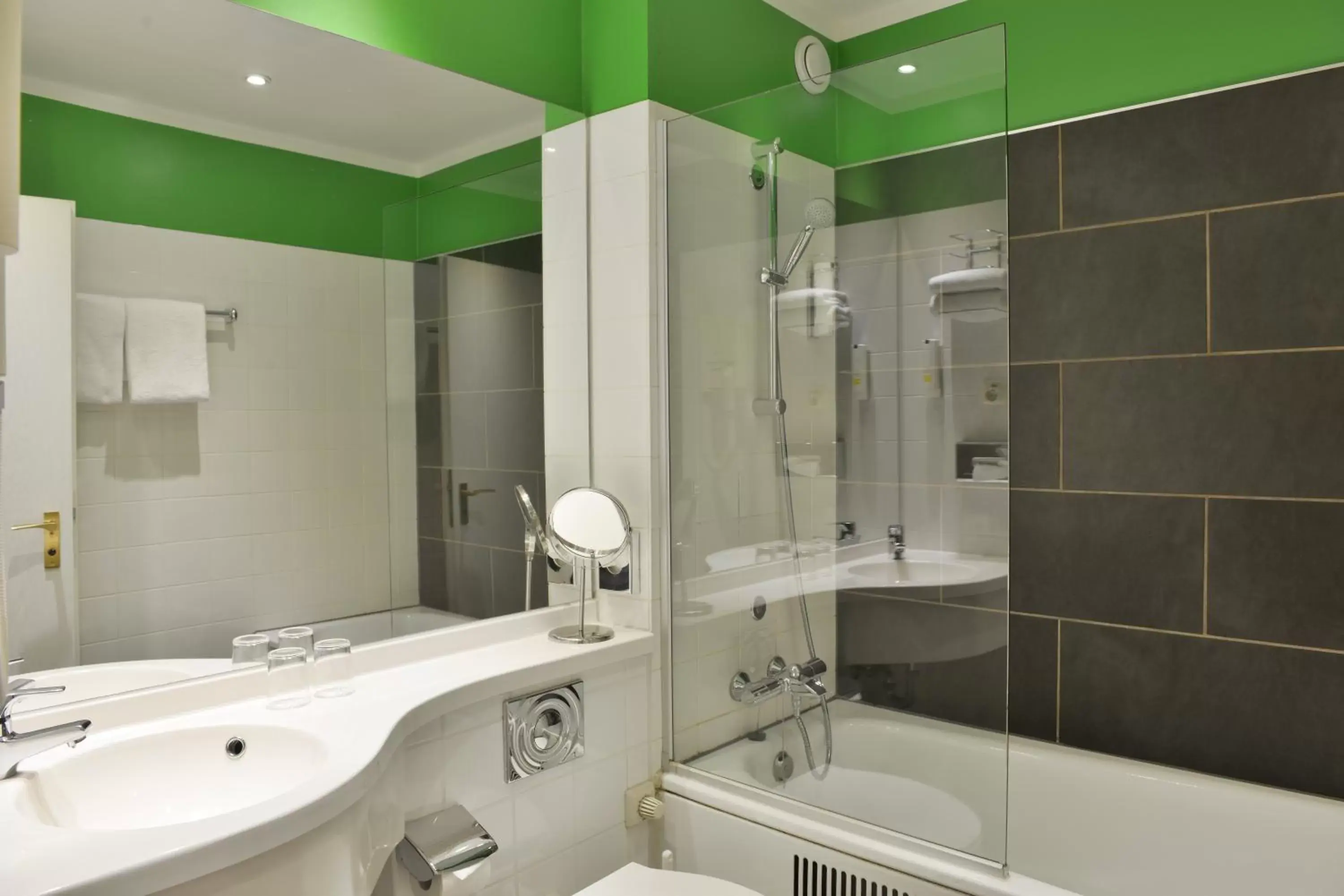 Bath, Bathroom in ACHAT Hotel Wetzlar