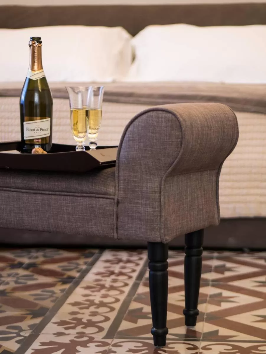 Decorative detail in B&B Sciara Larmisi