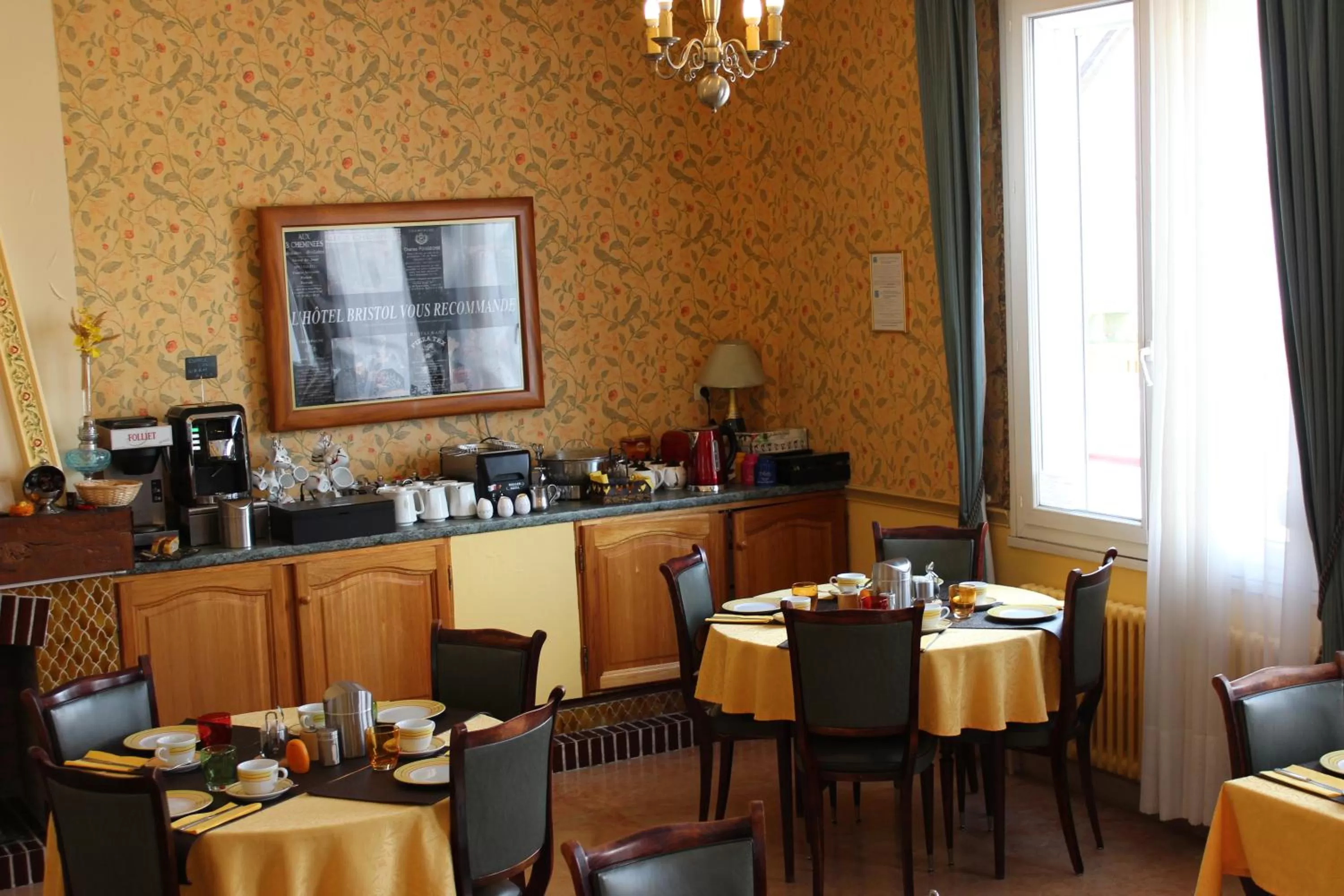 Area and facilities in Hotel Bristol