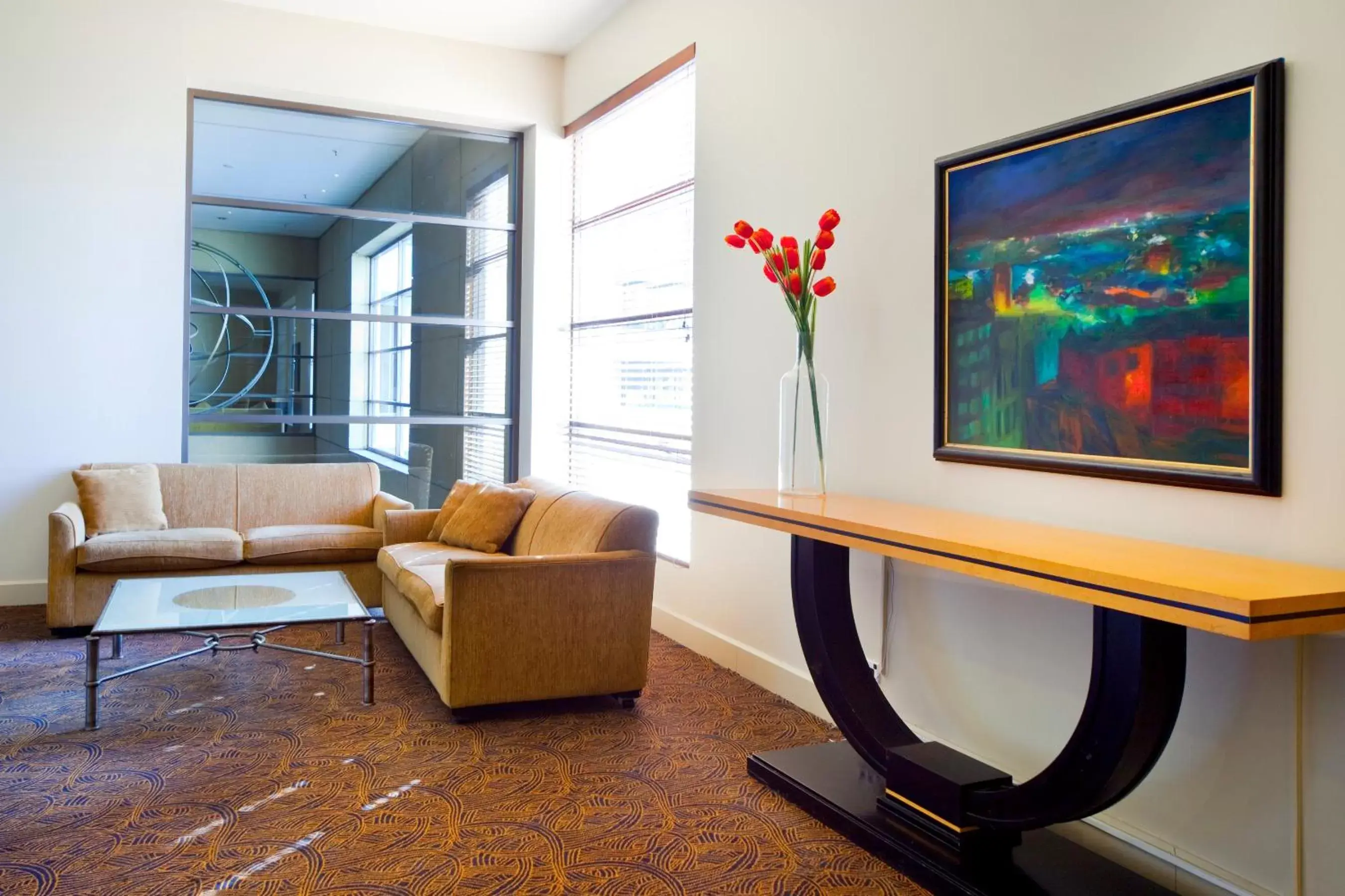 Lobby or reception, TV/Entertainment Center in Stamford Plaza Sydney Airport Hotel & Conference Centre