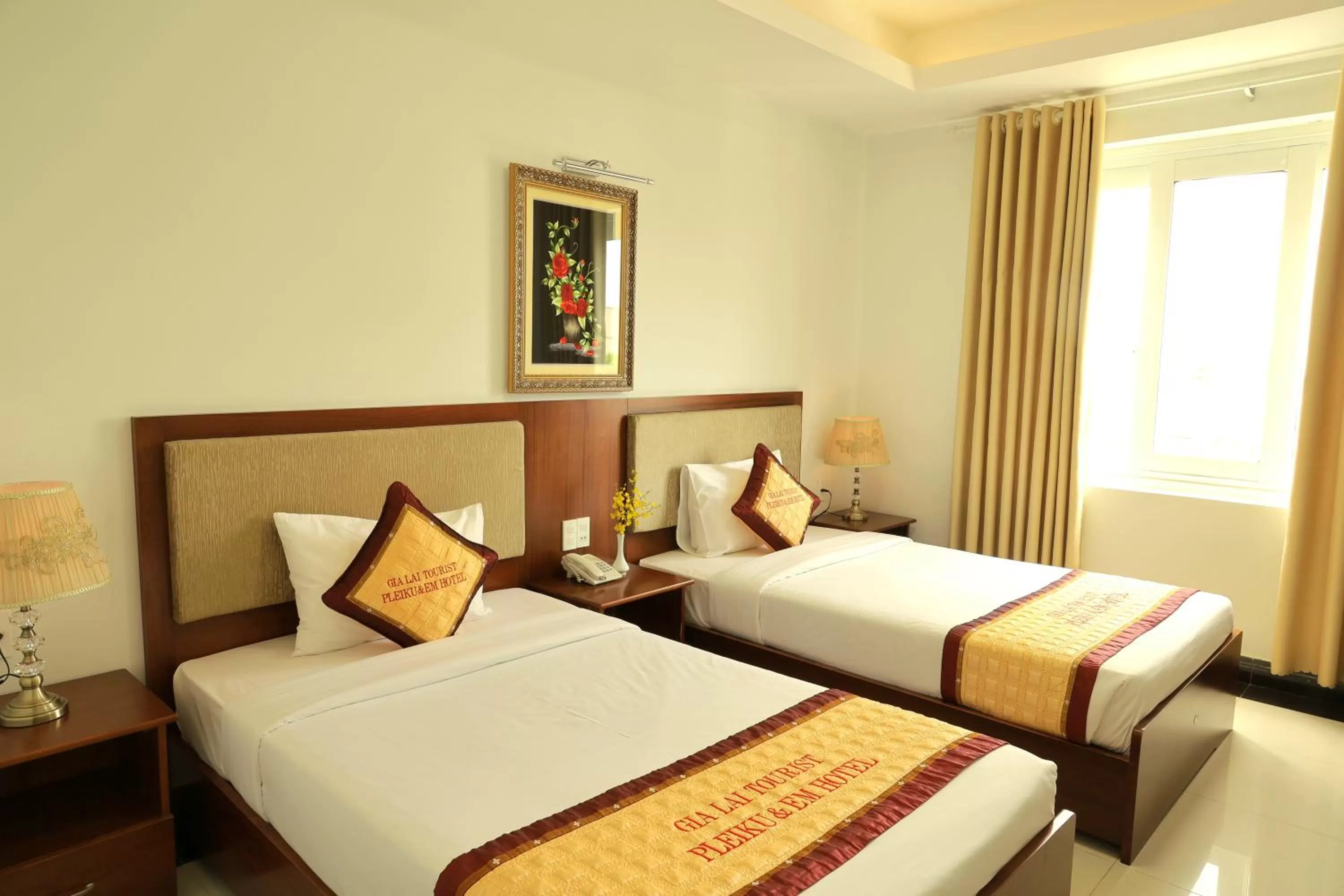 Superior Double or Twin Room in Pleiku & Em Hotel by Gia Lai Tourist