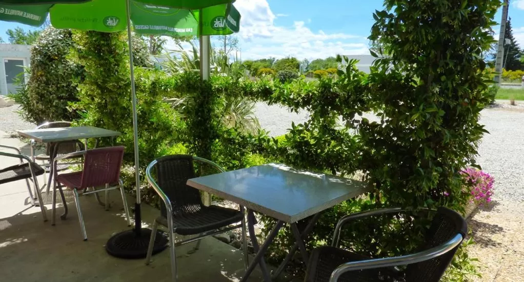 Patio in Logis Drom'sud Hotel