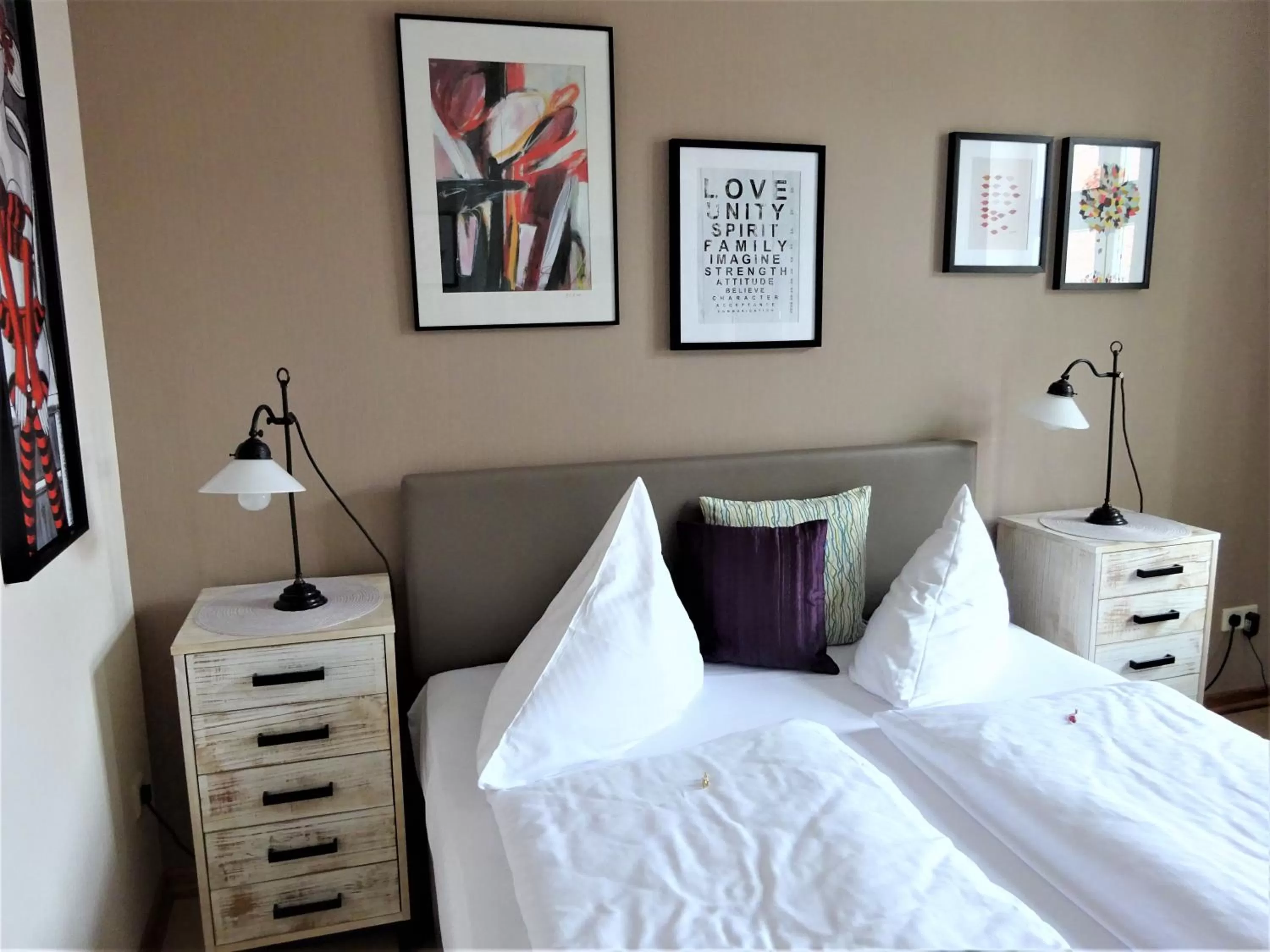 Bed in Hotel Pension Zur Fährbrücke