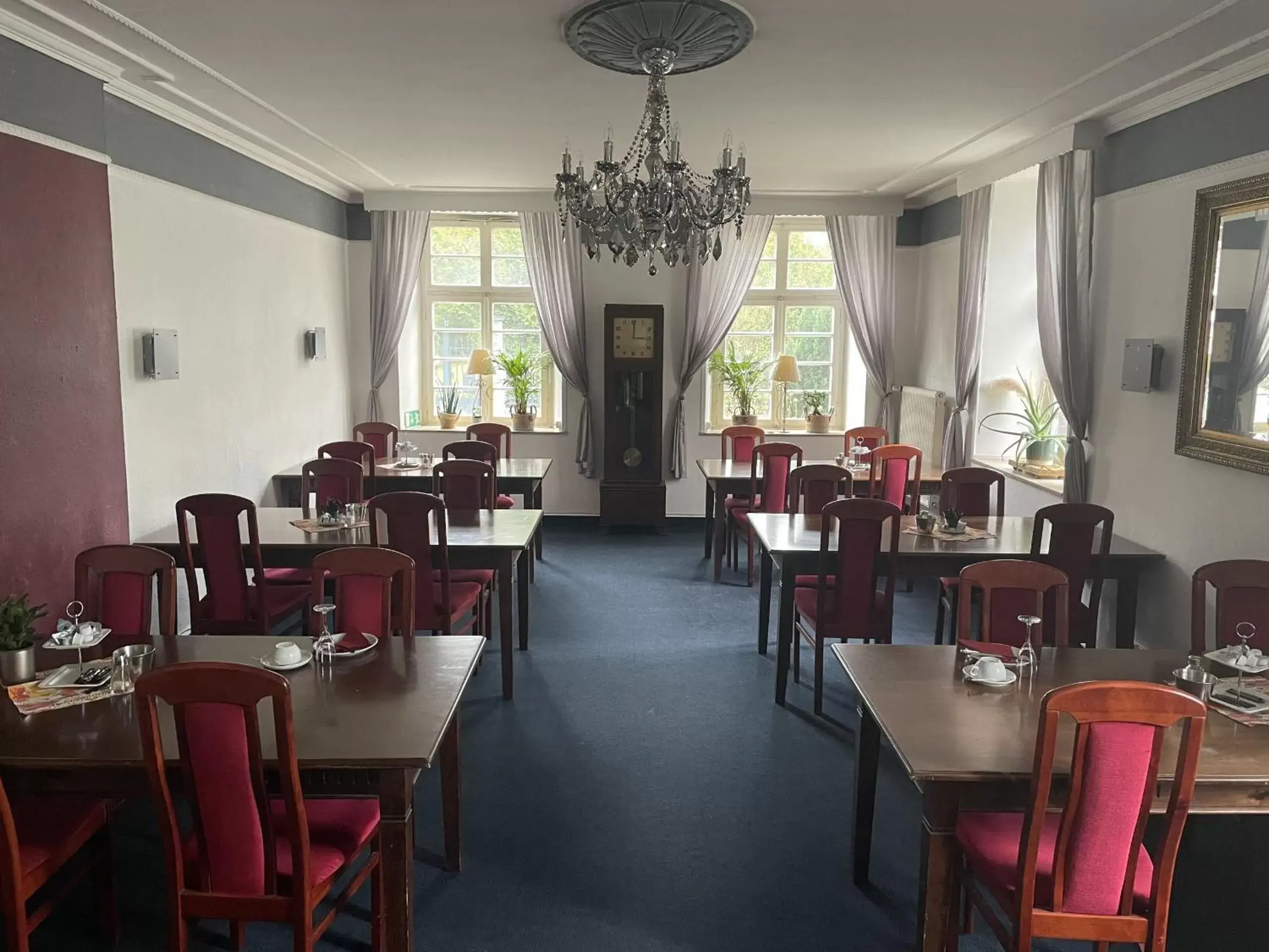 Breakfast, Restaurant/Places to Eat in Hotel Jägerhof Kettwig