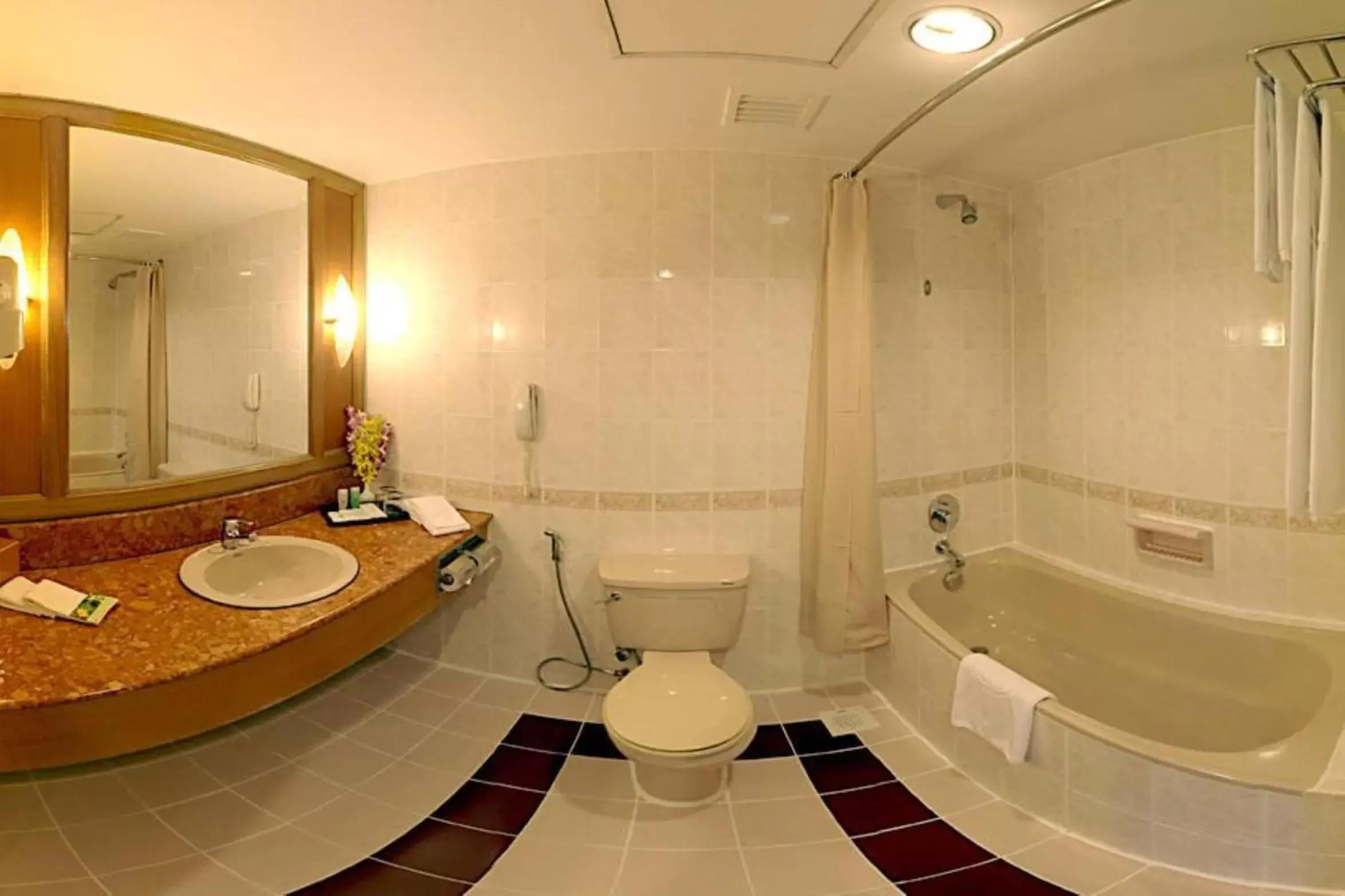 Bathroom in Sunway Hotel Phnom Penh