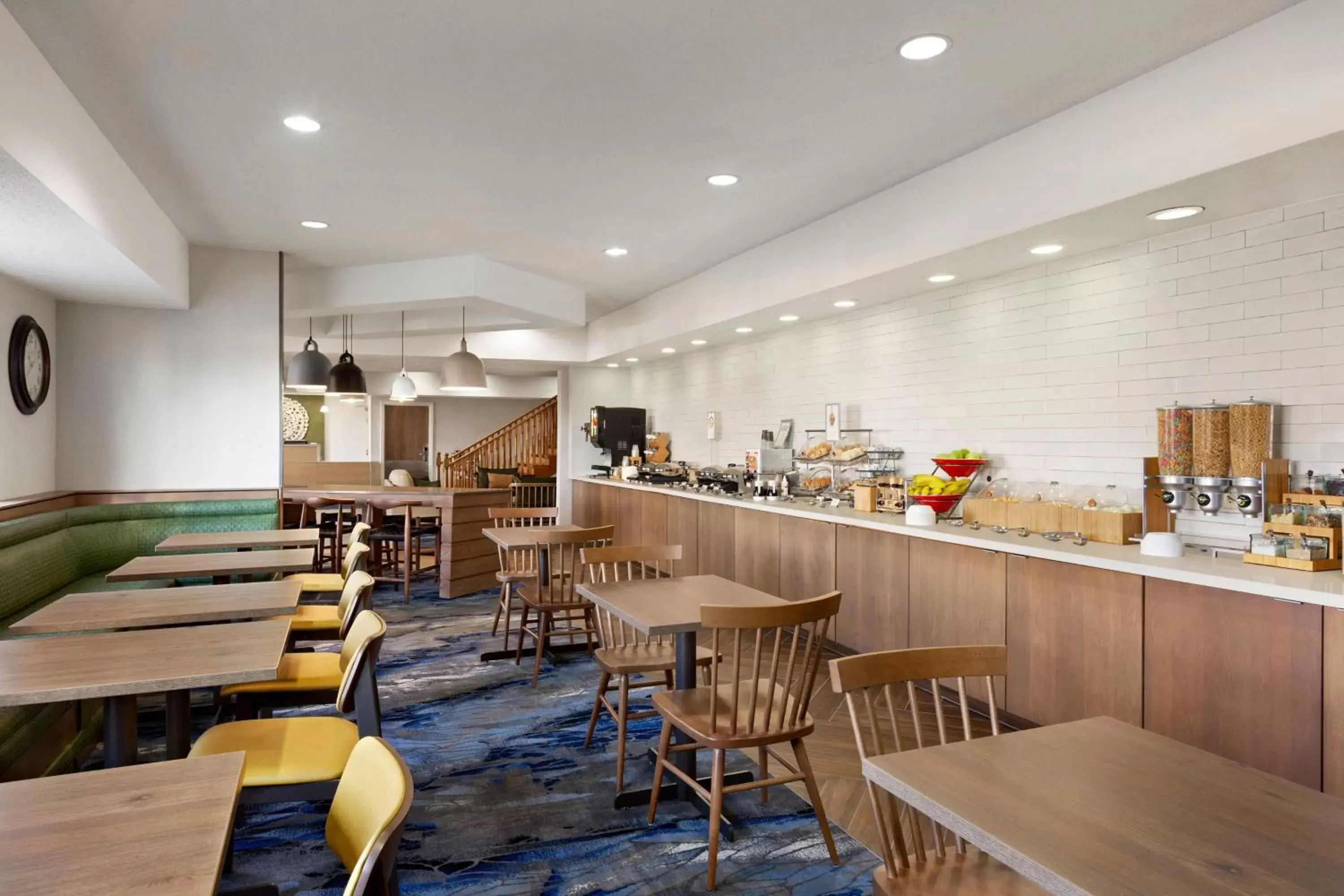 Breakfast, Restaurant/Places to Eat in Fairfield Inn & Suites Wheeling - St. Clairsville, OH