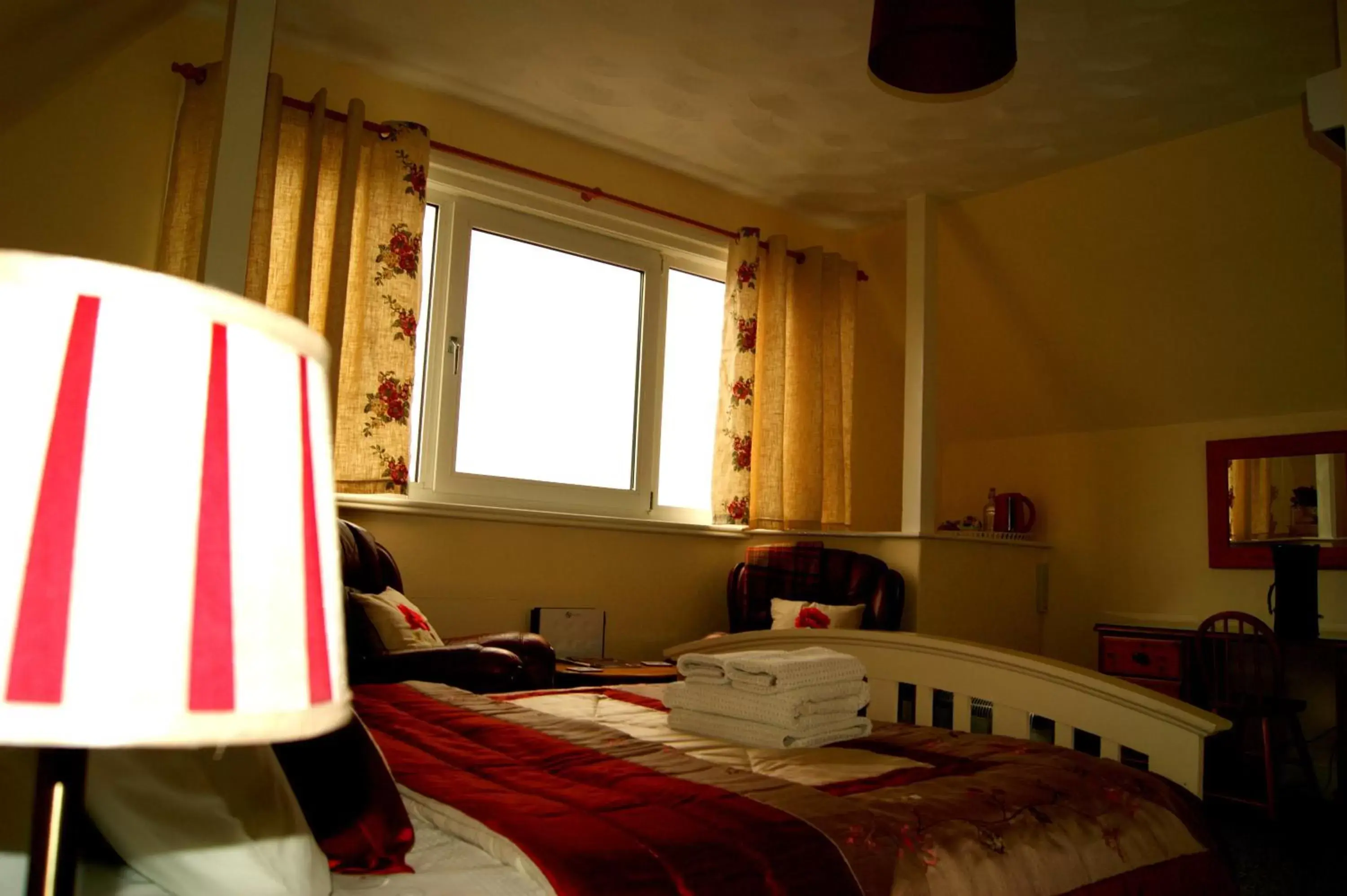 Photo of the whole room, Bed in Sunset Guest House