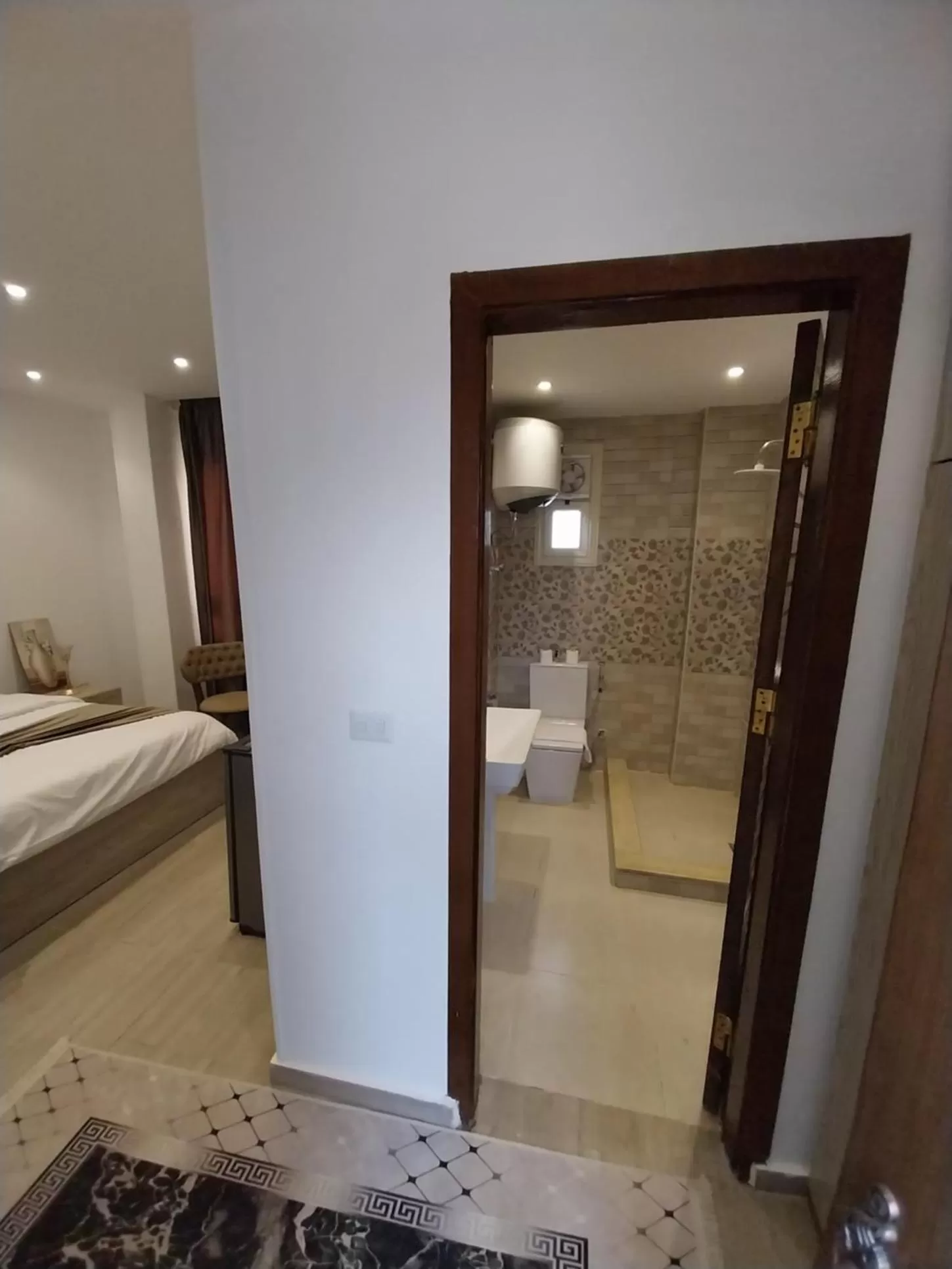 Shower, Bathroom in Eagles Pyramids View