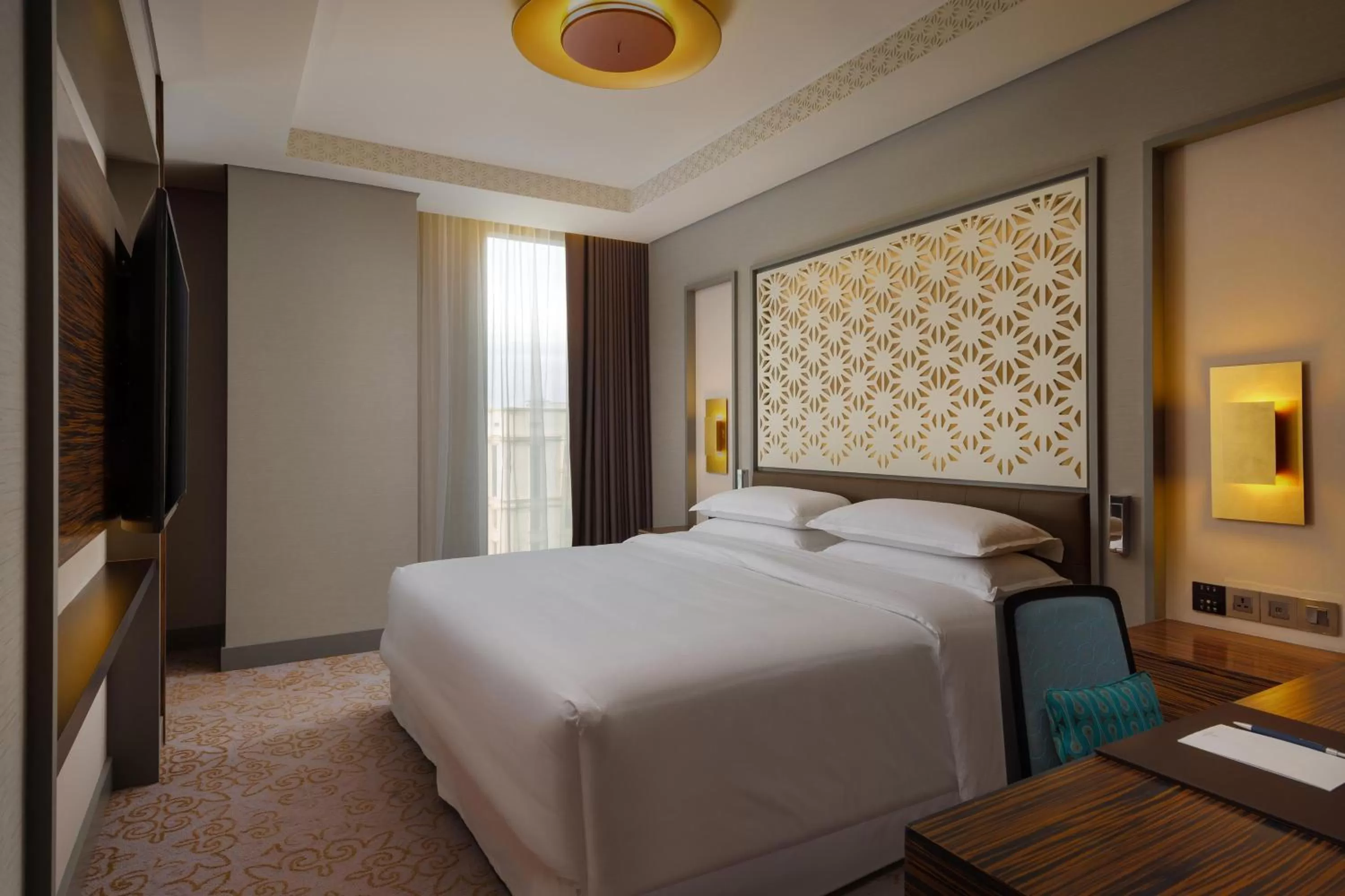 Bedroom, Bed in Sheraton Astana Hotel