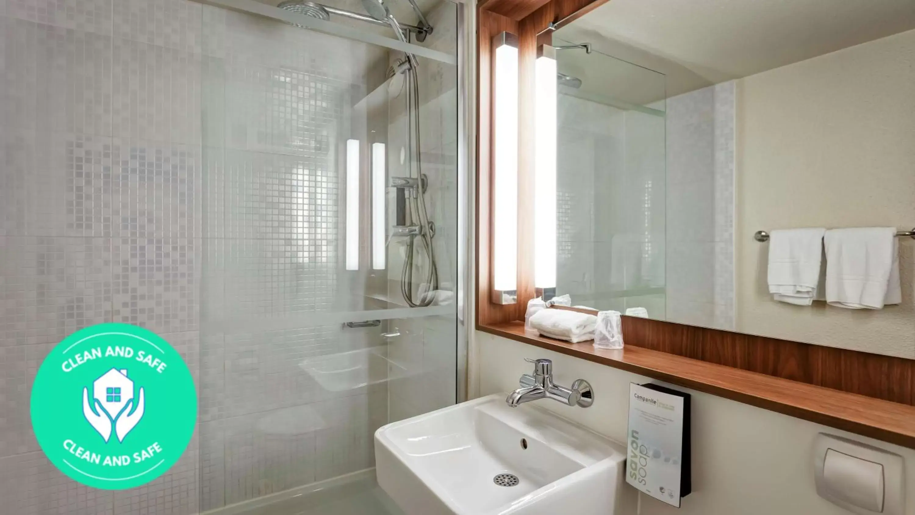 Shower, Bathroom in Campanile Lyon Bron Eurexpo