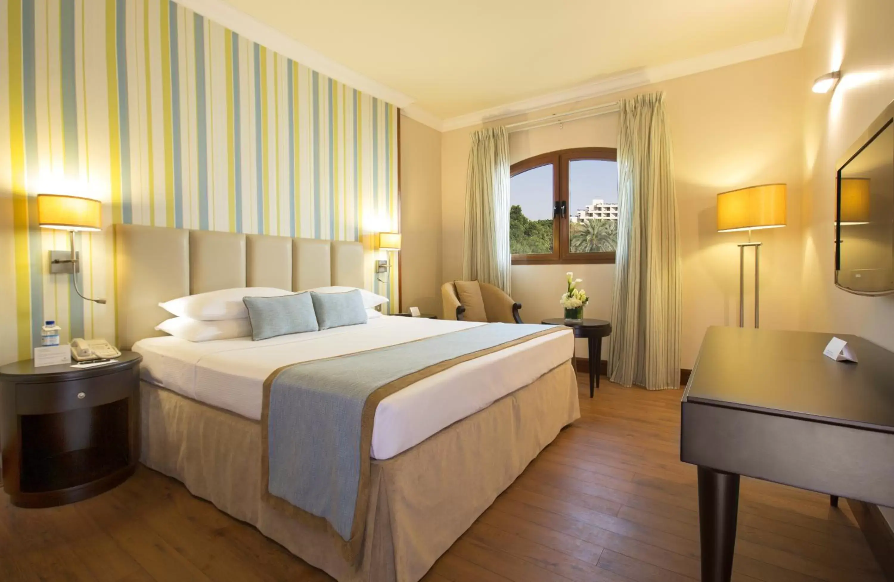 Bedroom, Bed in Danat Al Ain Resort