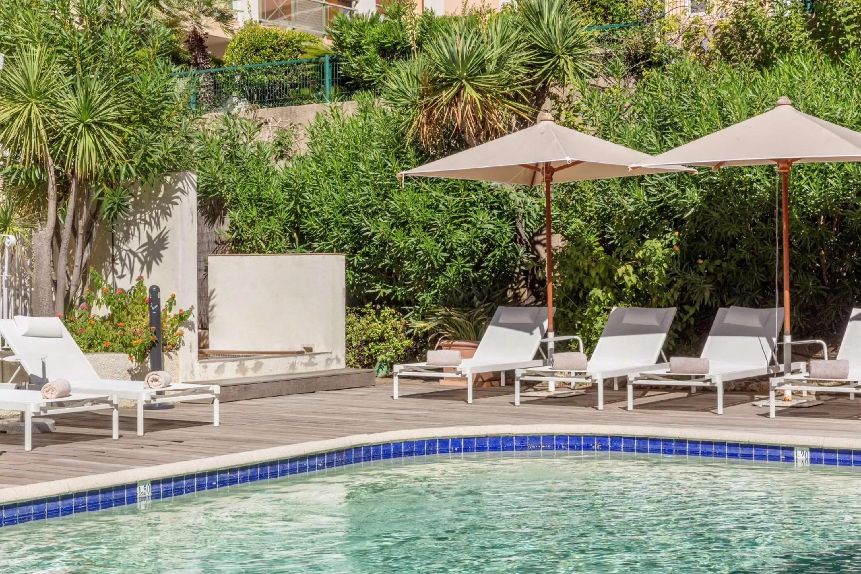 On site, Swimming Pool in Best Western Hotel Matisse