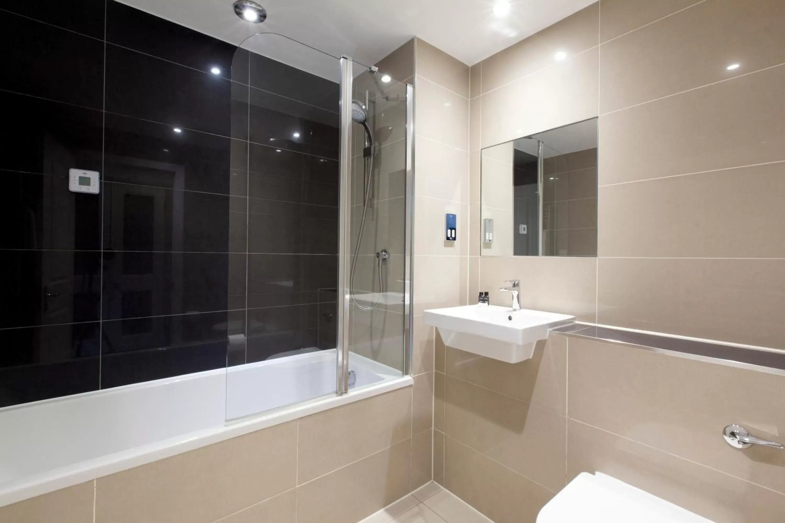 Bathroom in Asperion Hillside Hotel