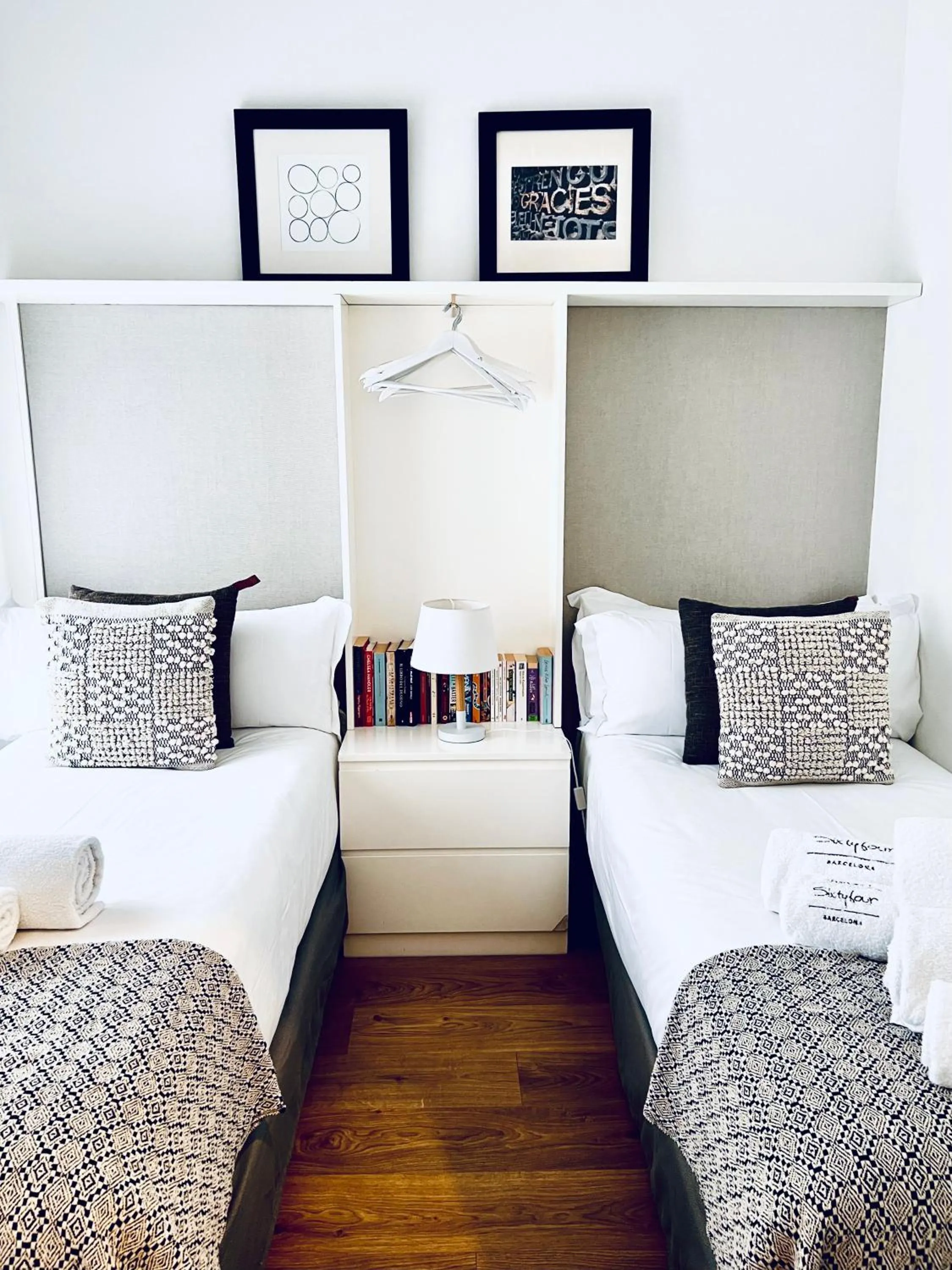 Bed in Apartments Sixtyfour