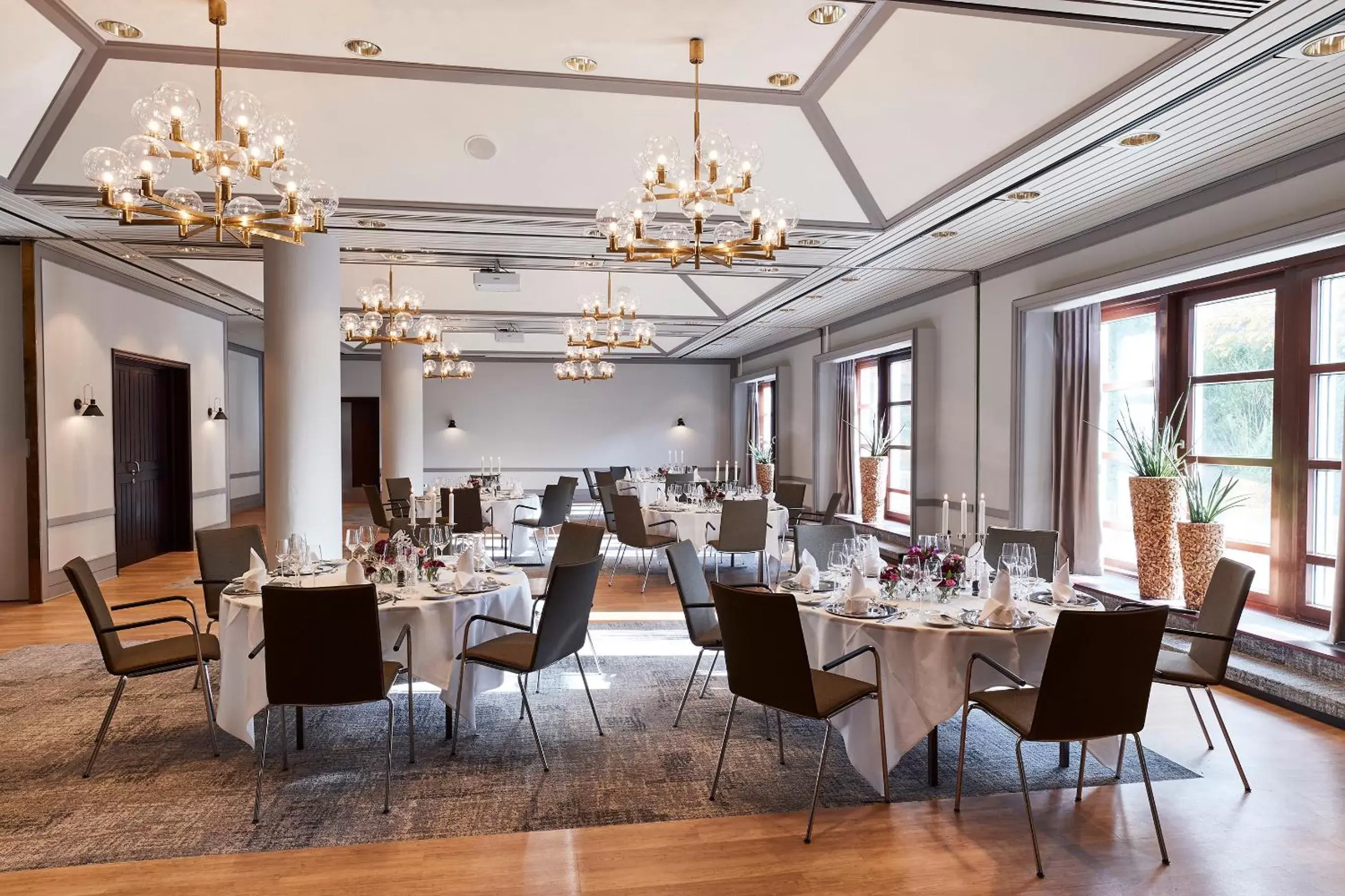 Banquet/Function facilities, Restaurant/Places to Eat in Steigenberger Conti Hansa