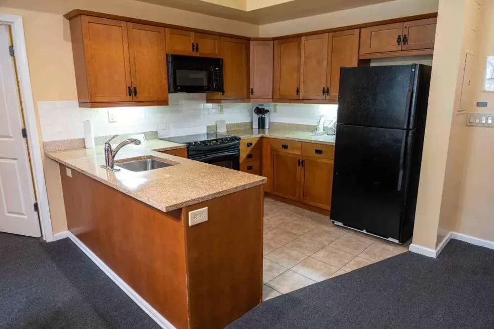 Kitchen or kitchenette, Kitchen/Kitchenette in The Appalachian at Mountain Creek