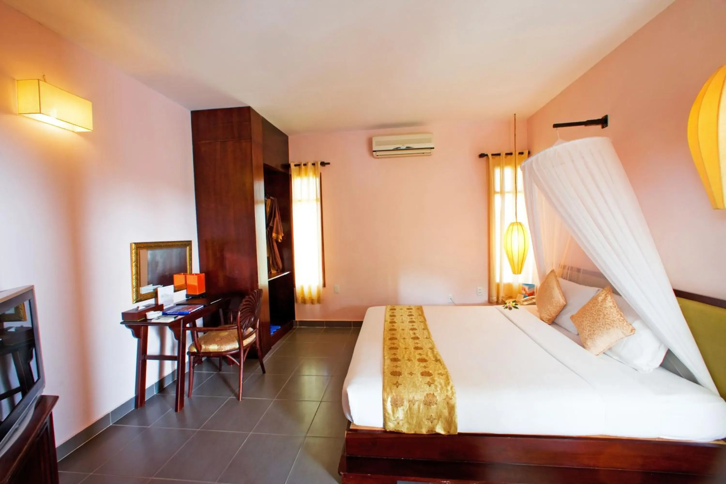 Photo of the whole room, Bed in Romana Resort & Spa