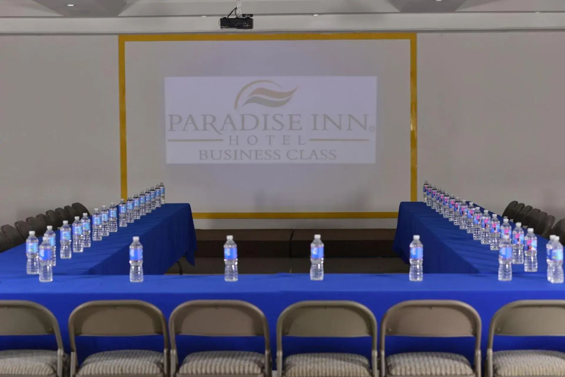 Hotel Paradise Inn