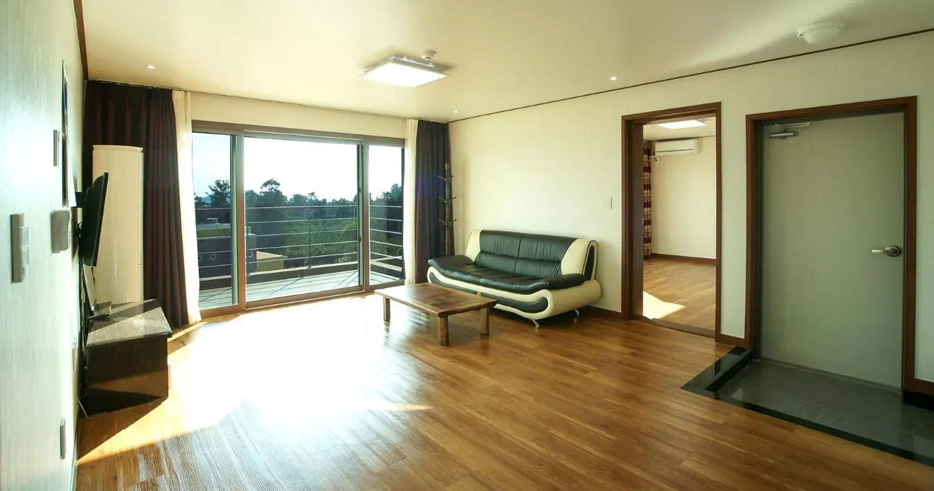 Decorative detail, Seating Area in Oasis Pension