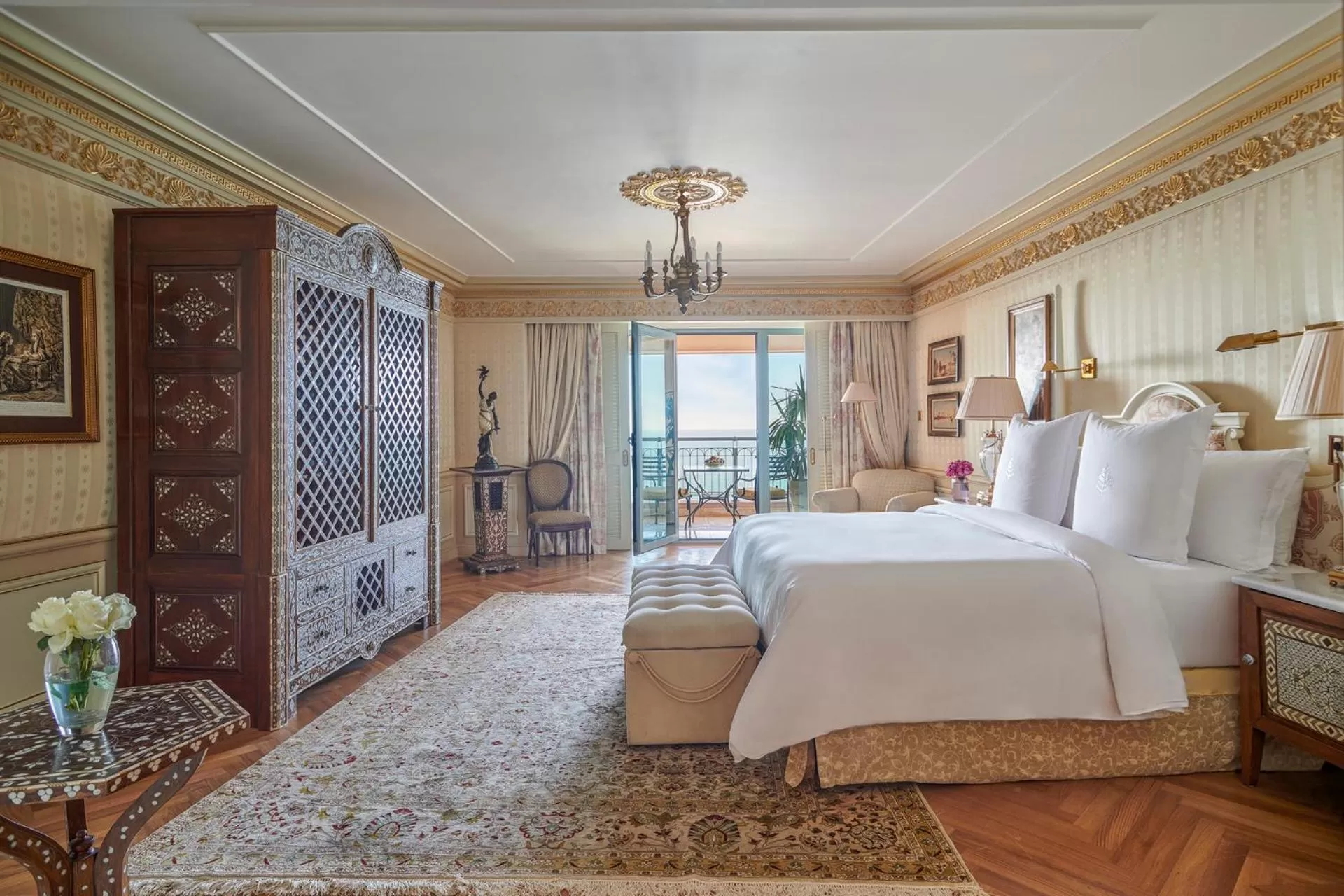 Bedroom, Bed in Four Seasons Hotel Alexandria At San Stefano