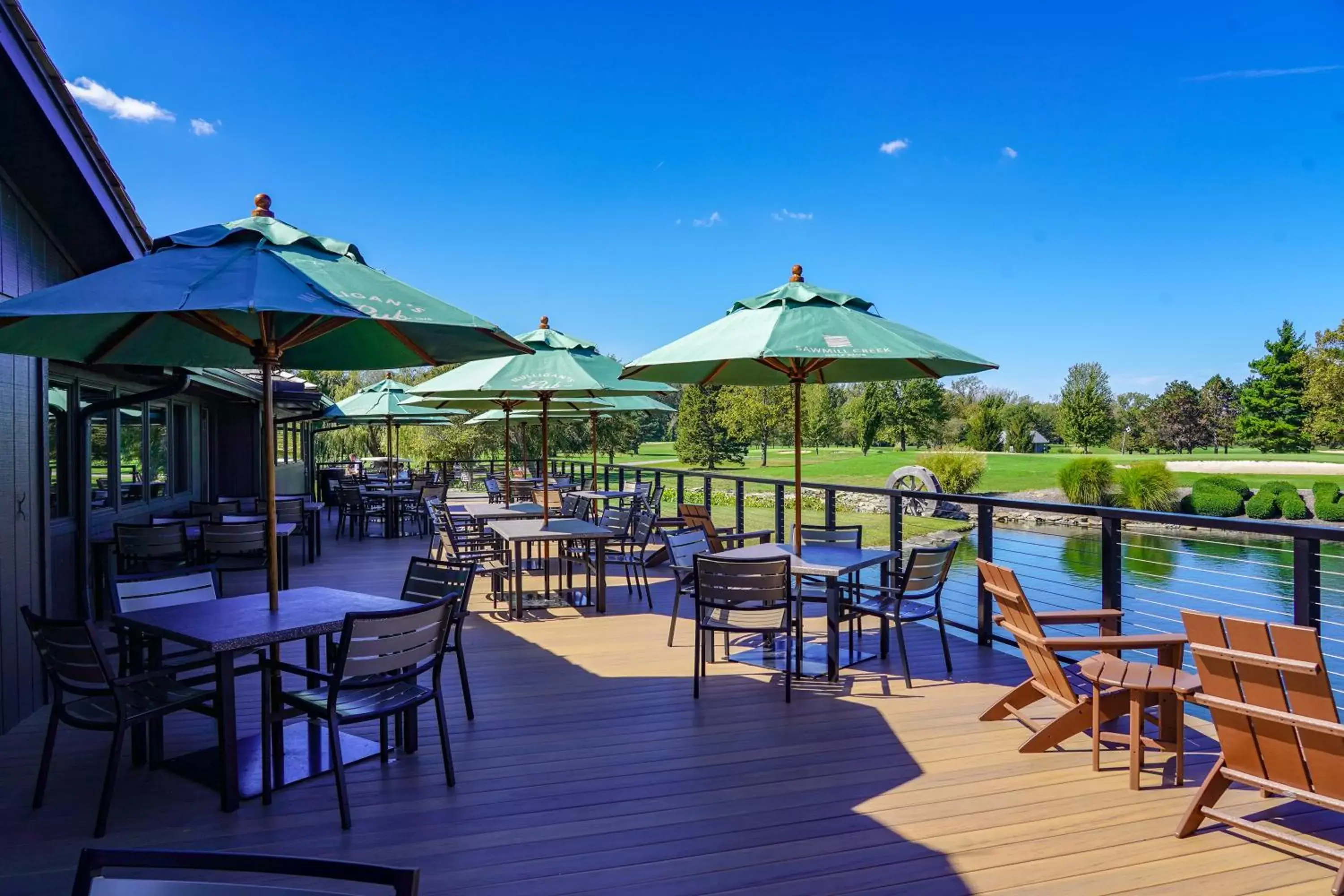 Patio, Restaurant/Places to Eat in Sawmill Creek by Cedar Point Resorts