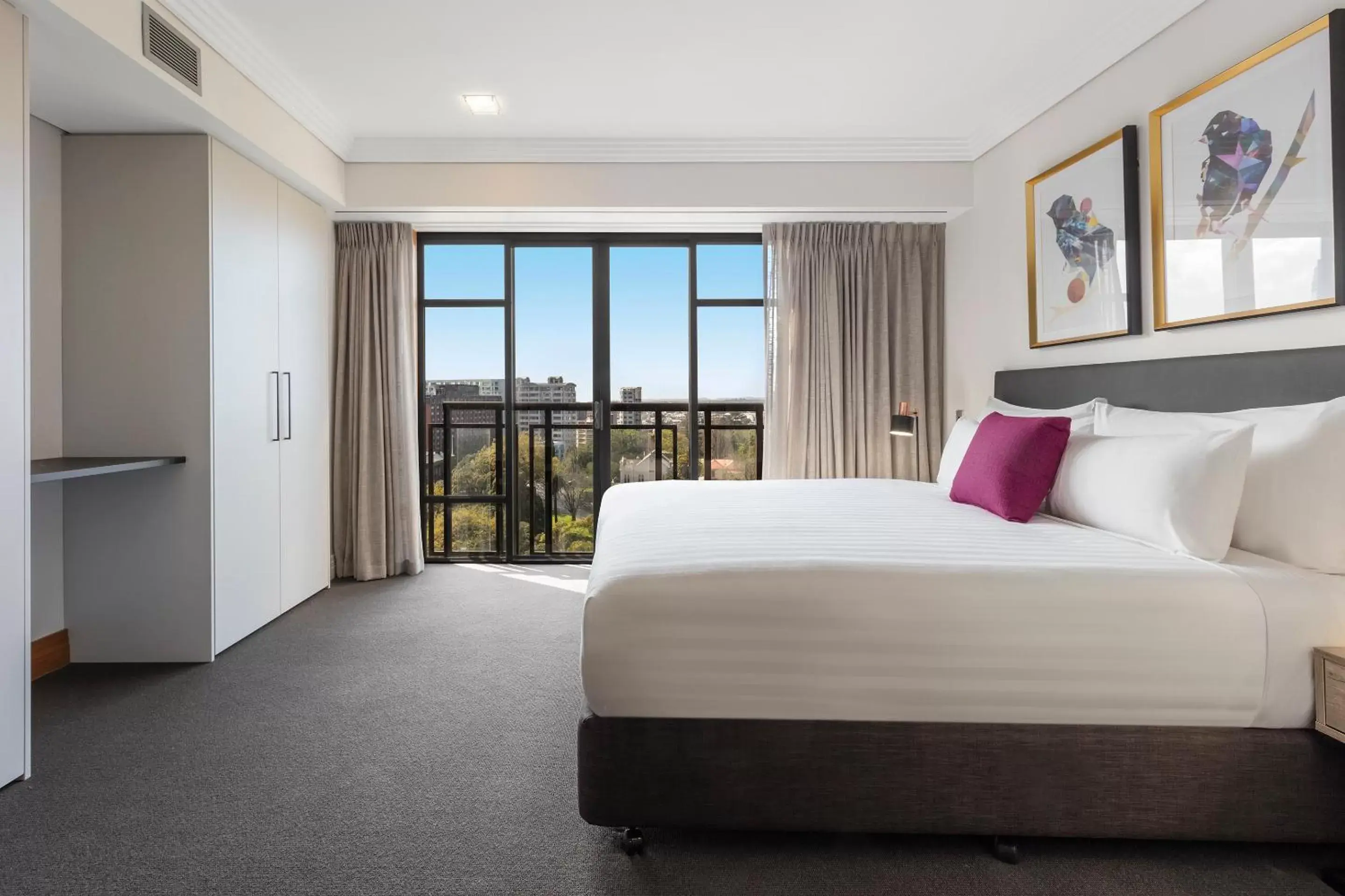 Bedroom in Avani Metropolis Auckland Residences