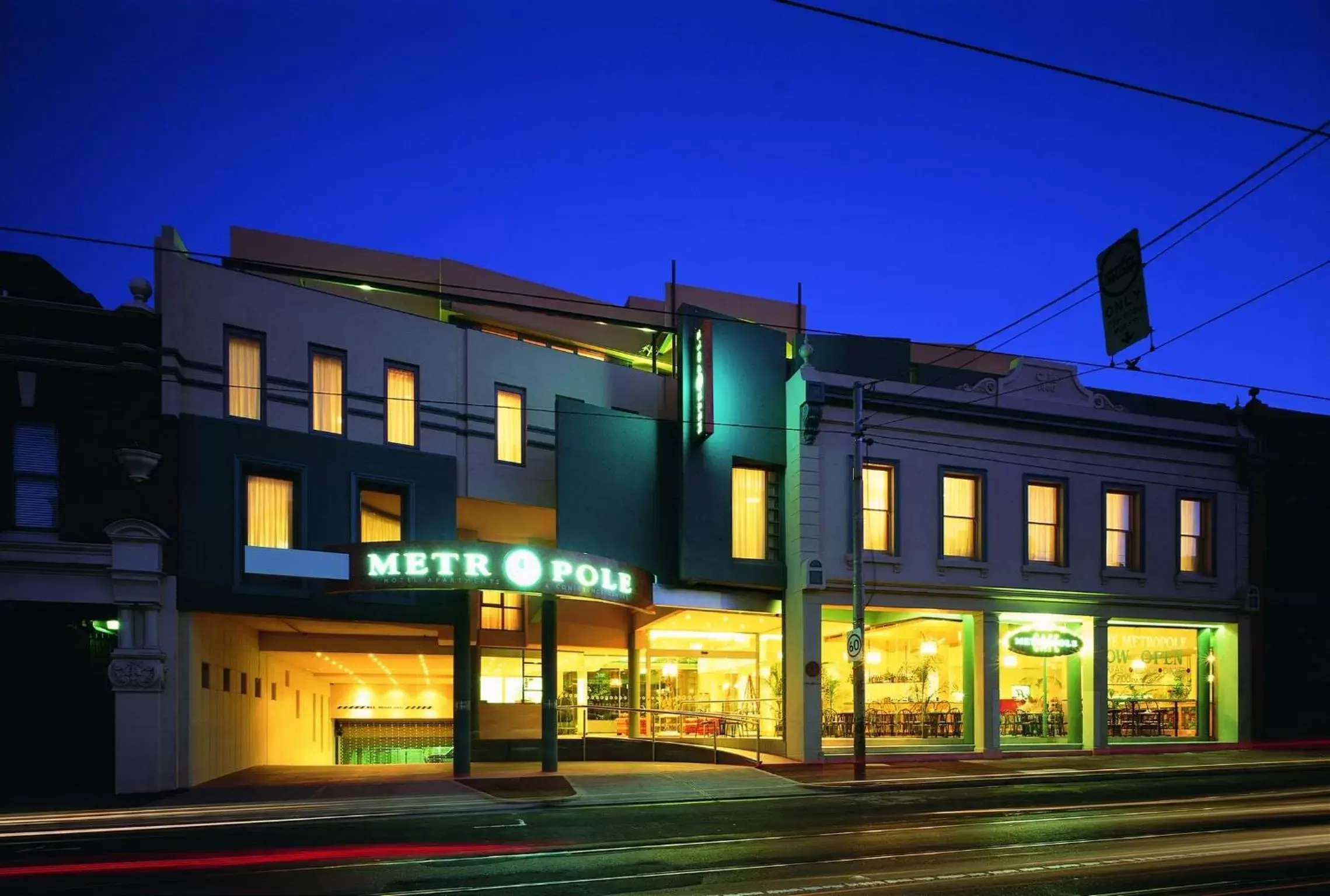 Facade/entrance in Melbourne Metropole Central Official Facade/entrance in Melbourne Metropole Central Official