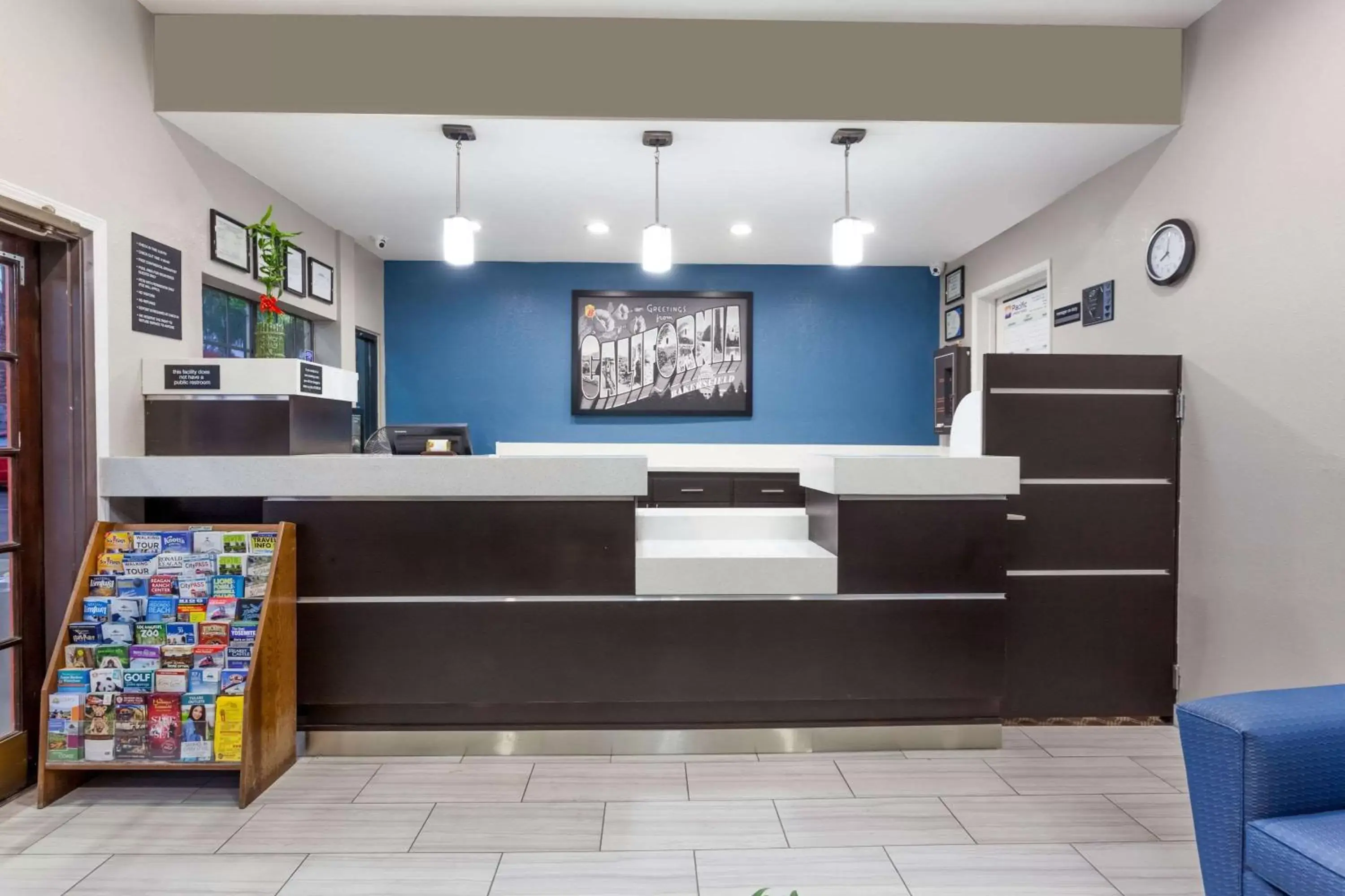 Lobby or reception, Lobby/Reception in Super 8 by Wyndham Bakersfield South CA