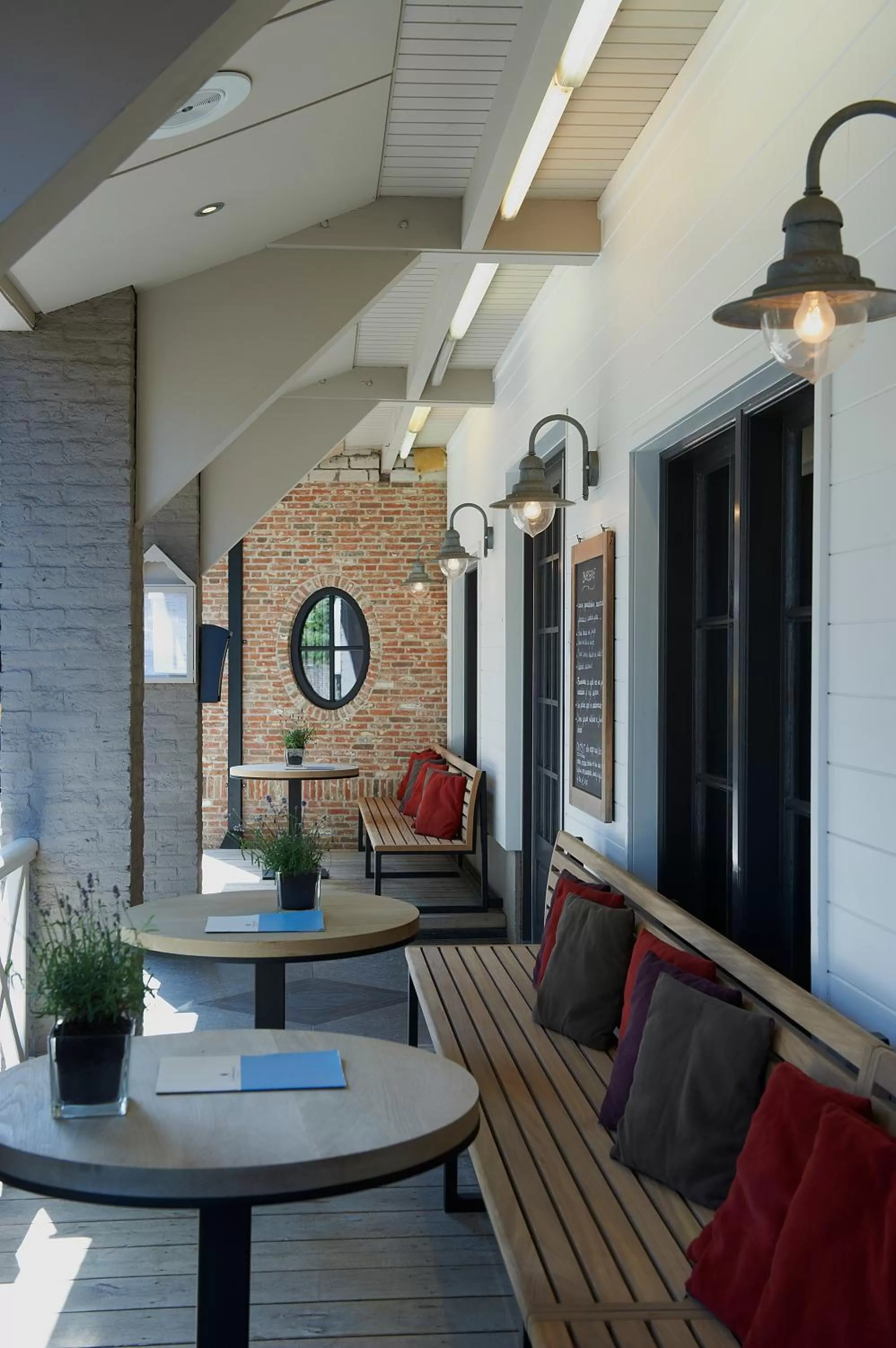 Restaurant/places to eat in De Lindenhoeve Boutique Hotel