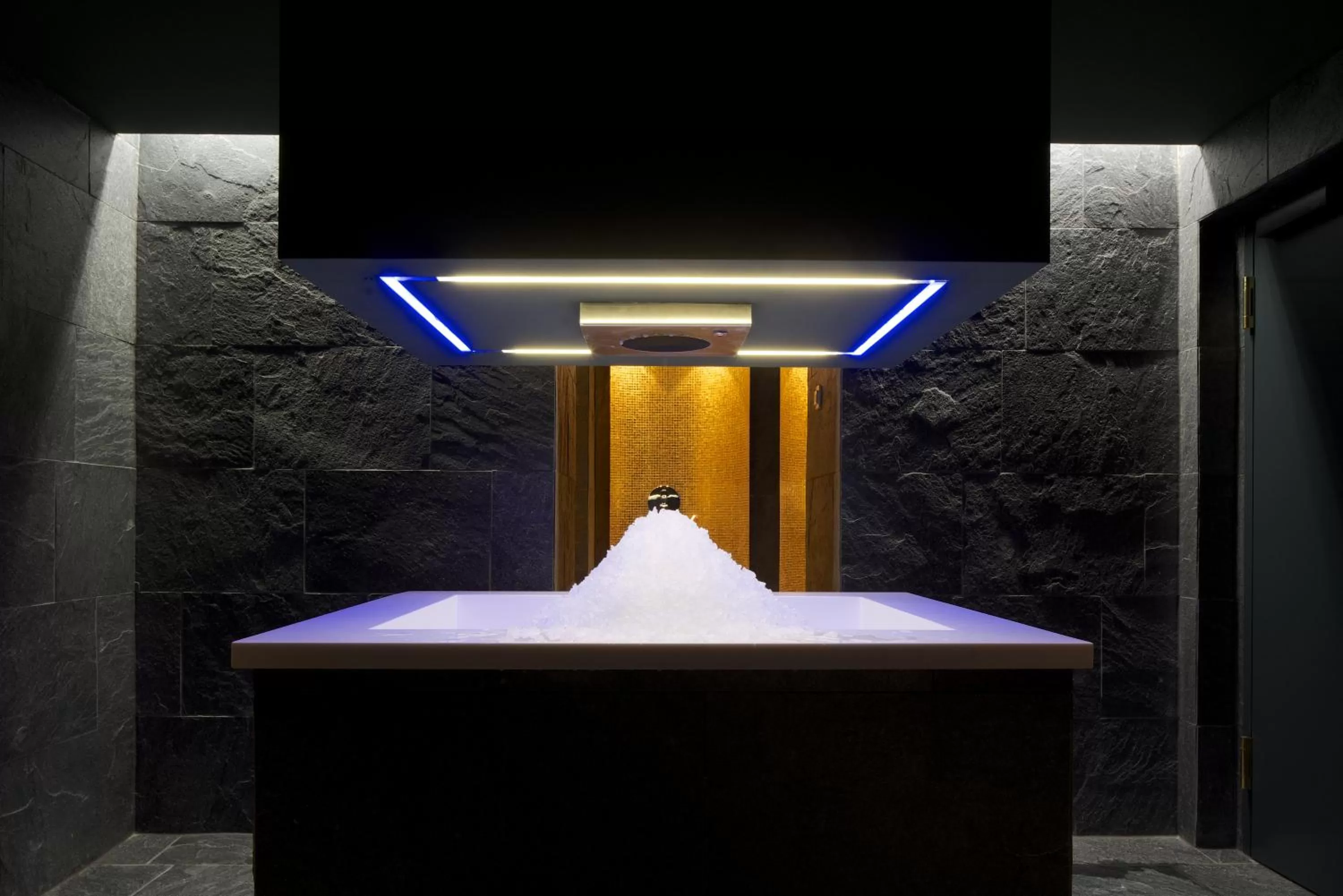 Spa and wellness centre/facilities in Dorint Parkhotel Meißen