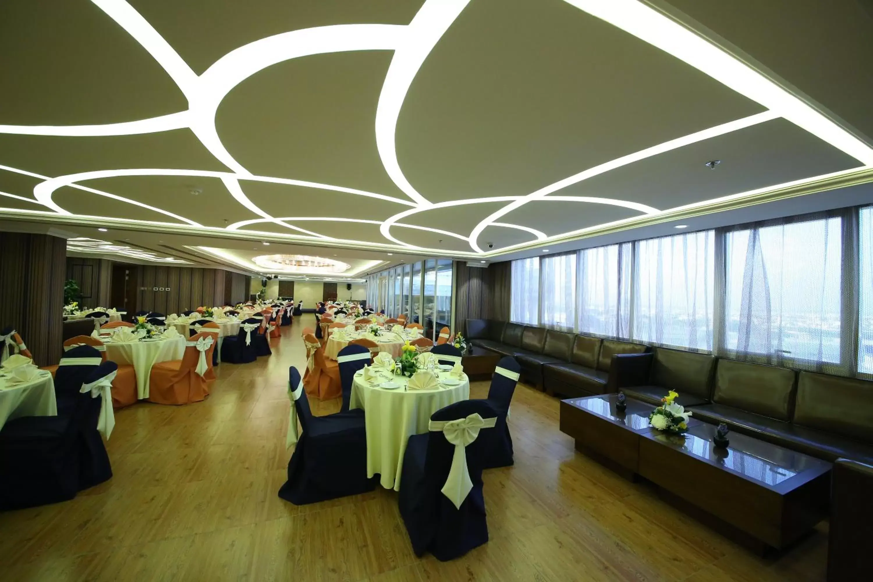 Banquet/Function facilities, Banquet Facilities in Ivory Grand Hotel Apartments