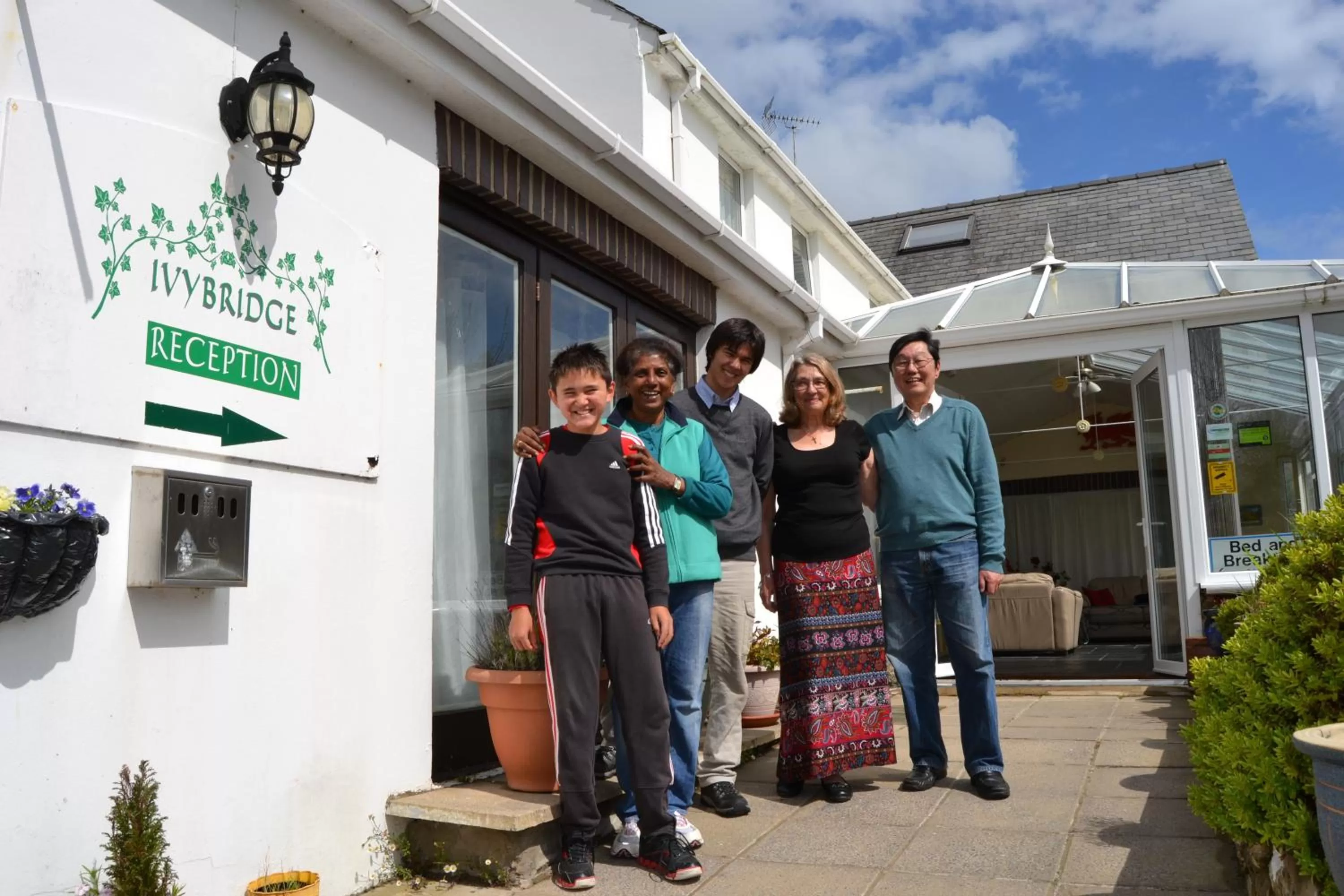Facade/entrance in Ivybridge Guesthouse