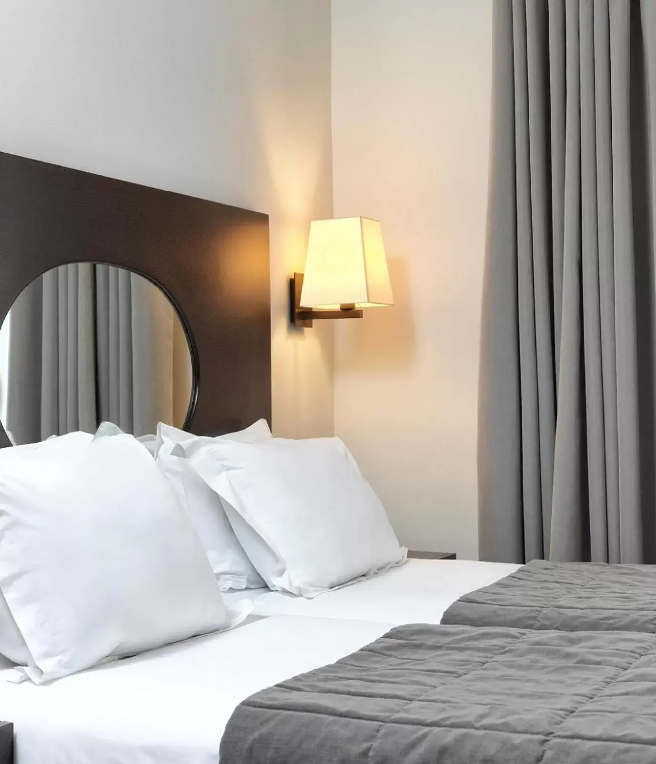 Bedroom, Bed in Acropolis Hill Hotel