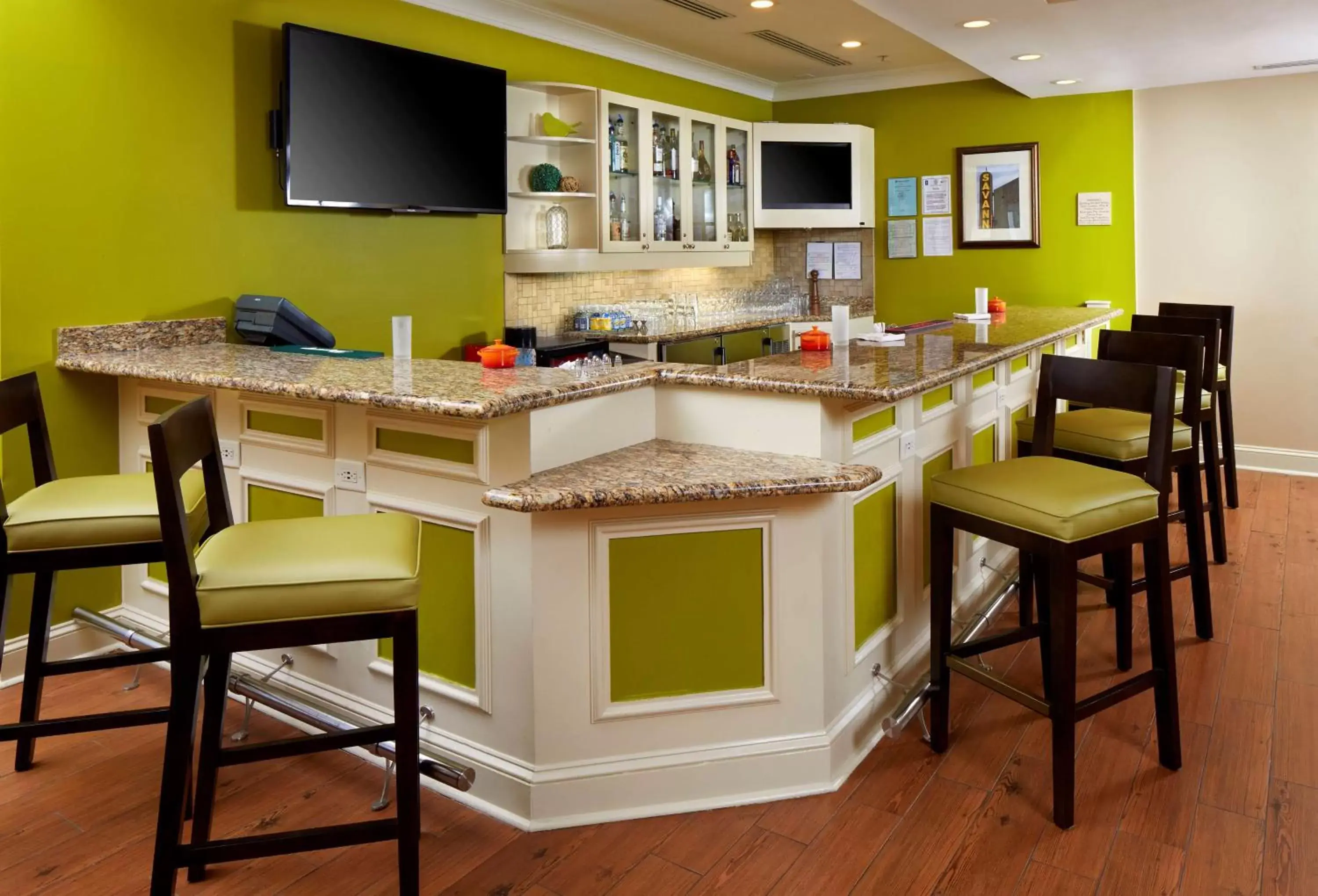 Lounge or bar, Restaurant/Places to Eat in Hilton Garden Inn Savannah Midtown