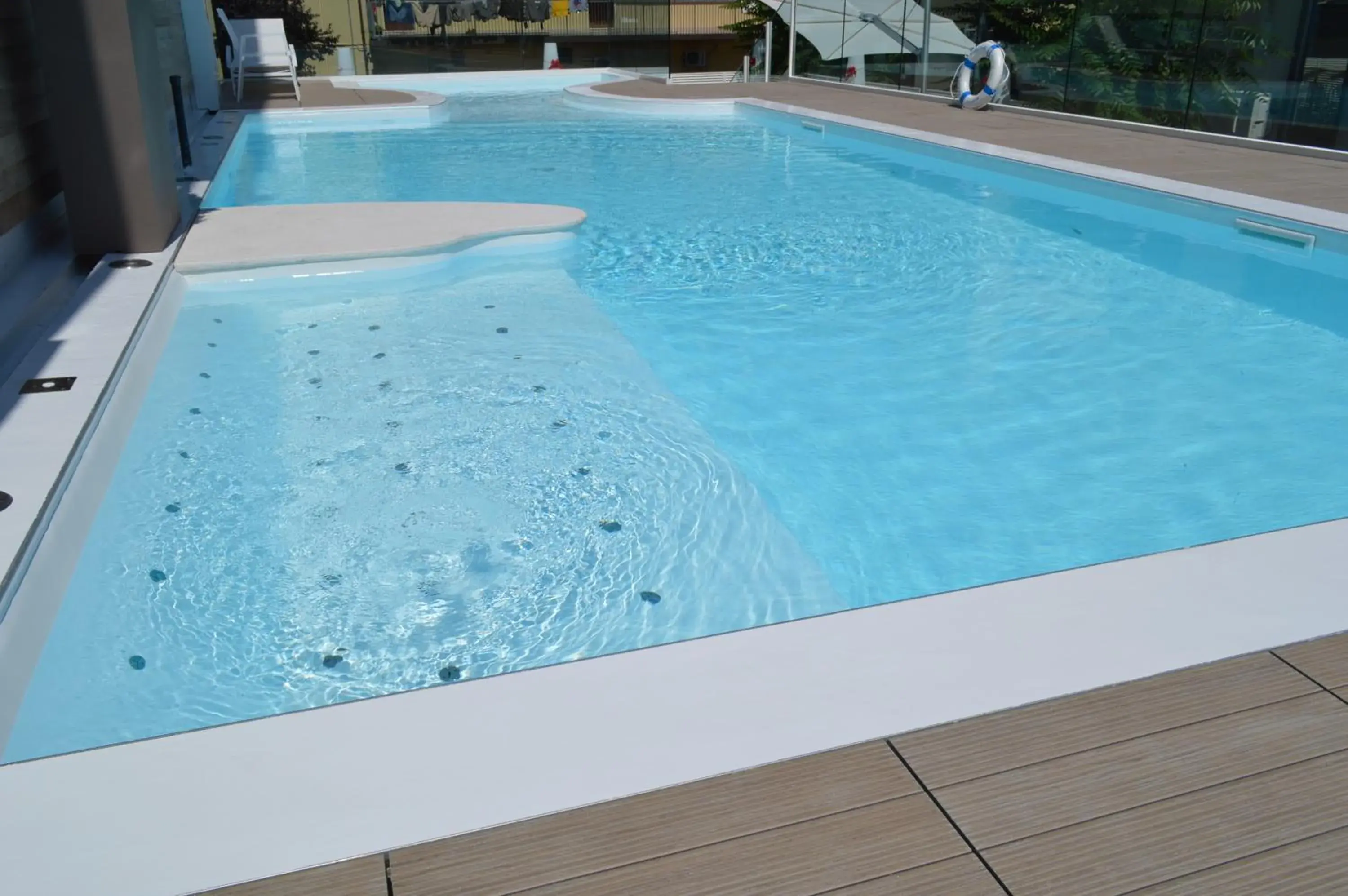 Swimming Pool in Hotel Villa Paola