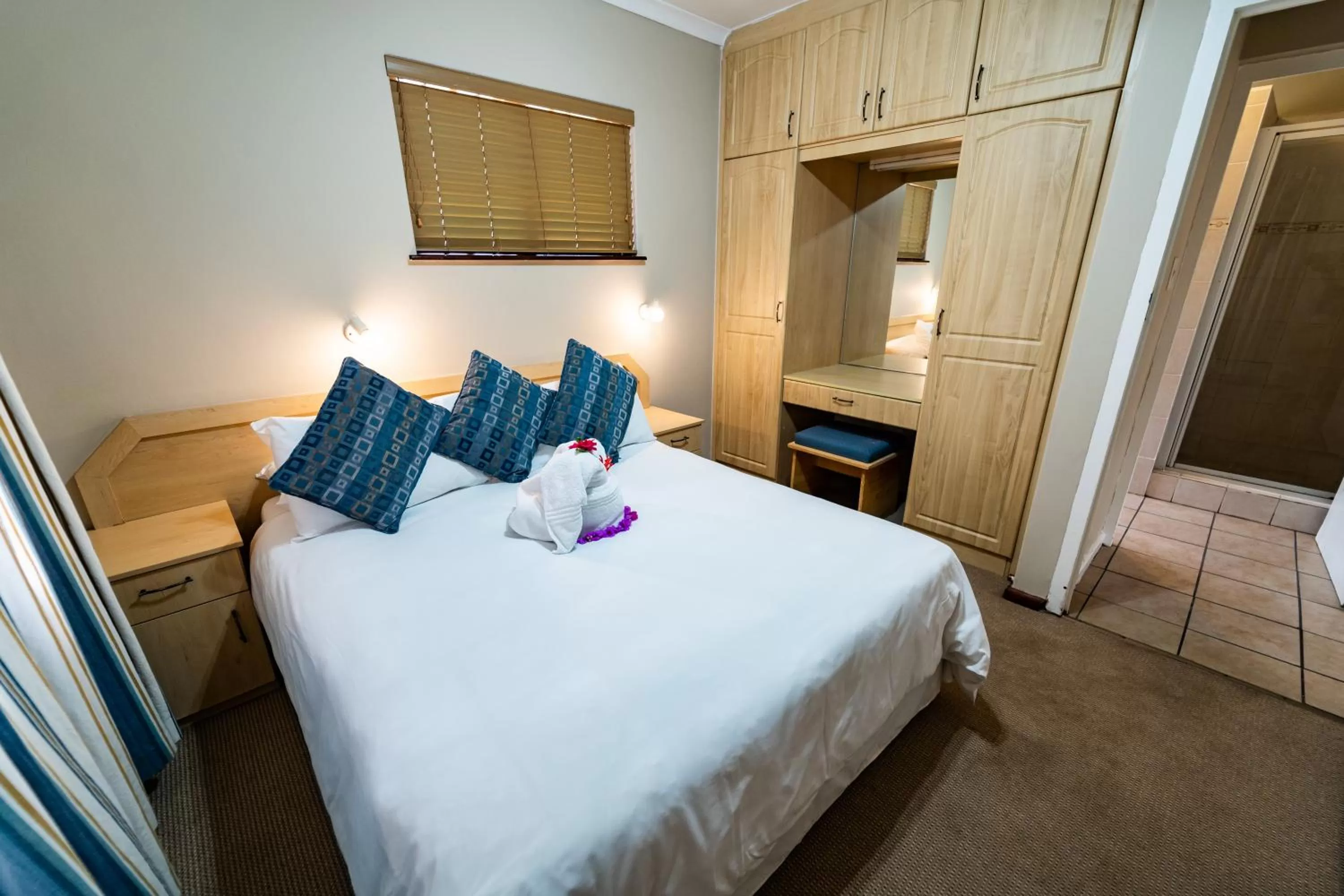 Bedroom, Bed in Gooderson Knysna Chalets