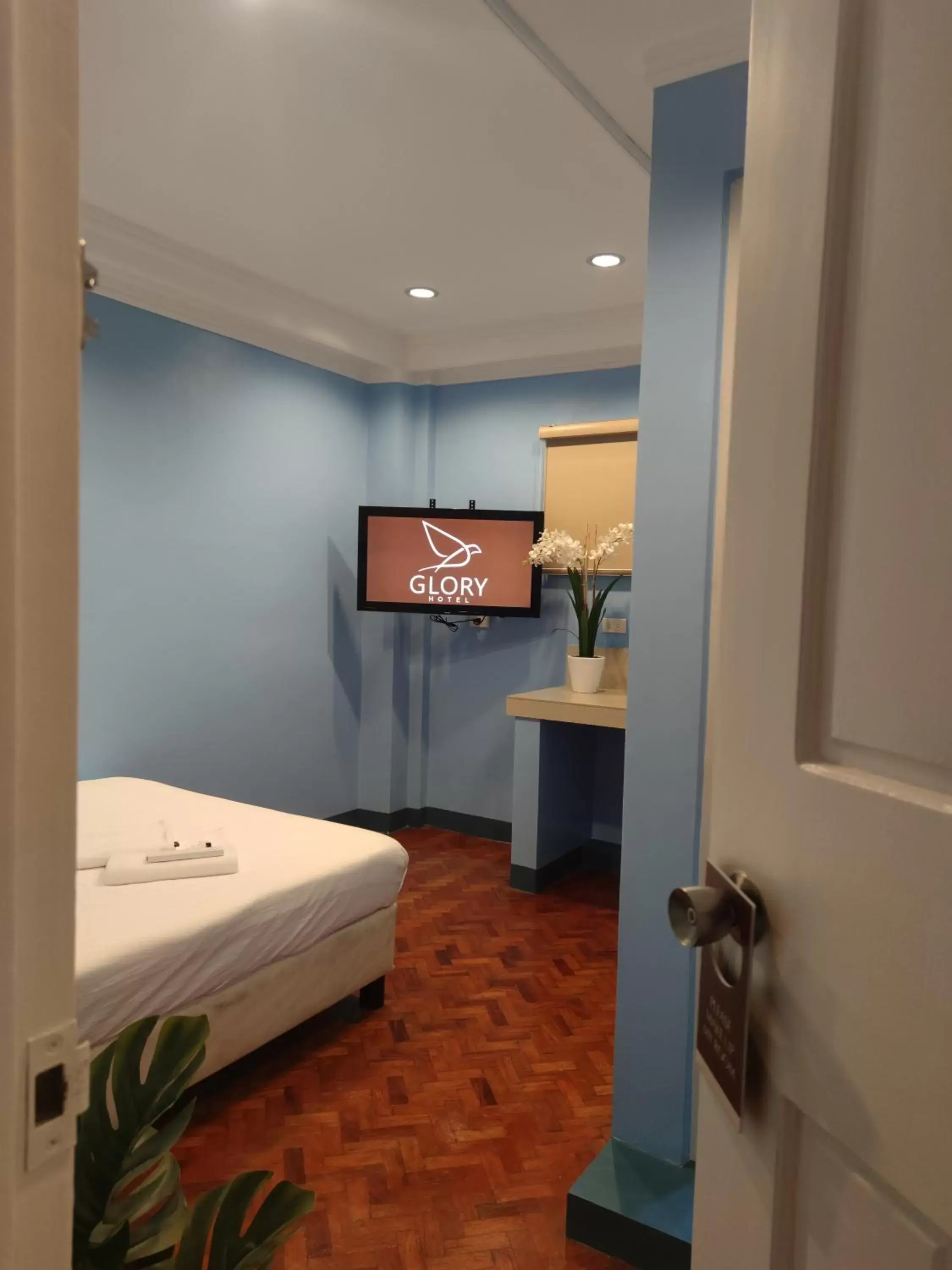 Bed in Glory Hotel Cubao Bed in Glory Hotel Cubao