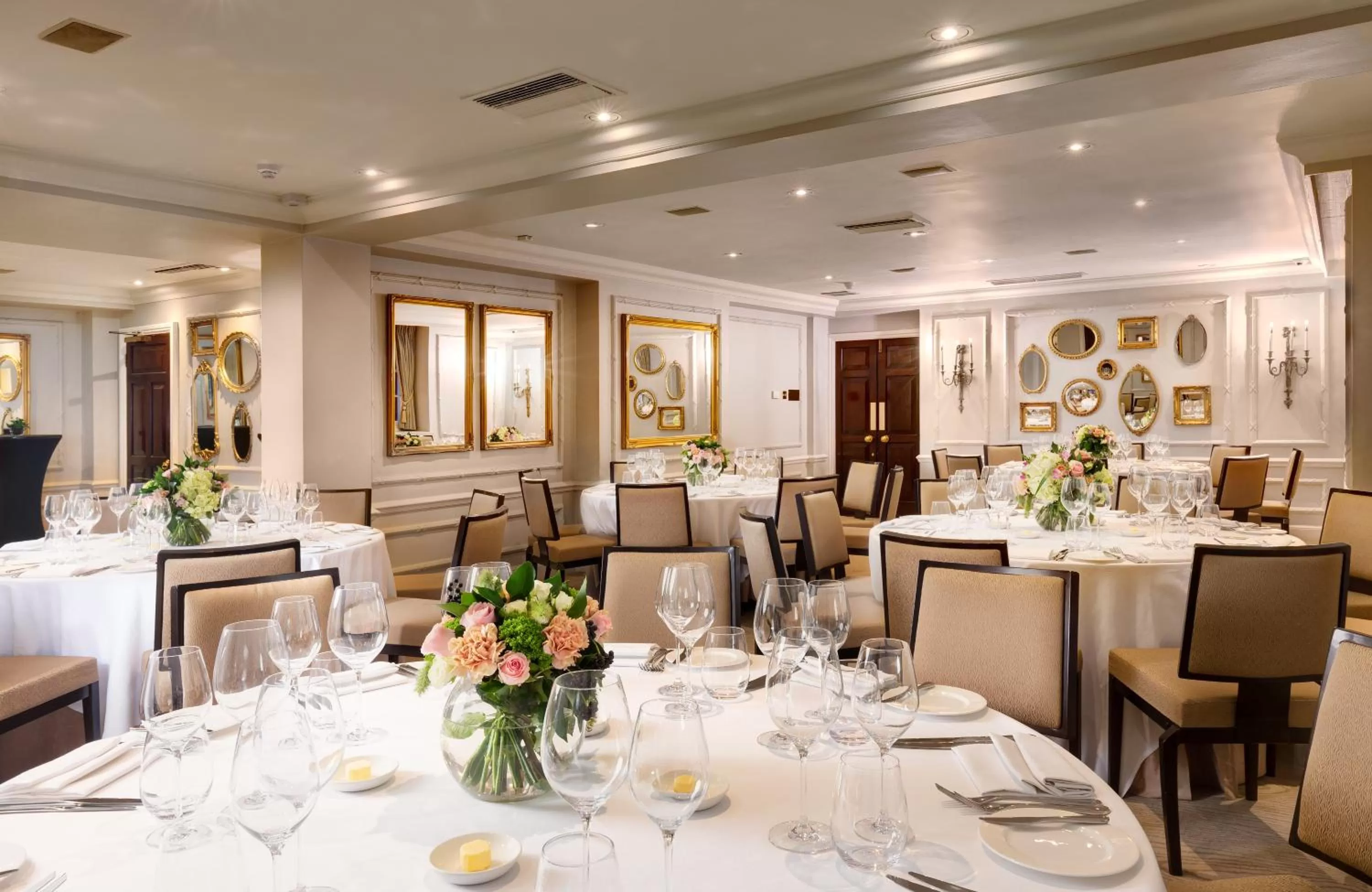 Restaurant/places to eat in Dukes London