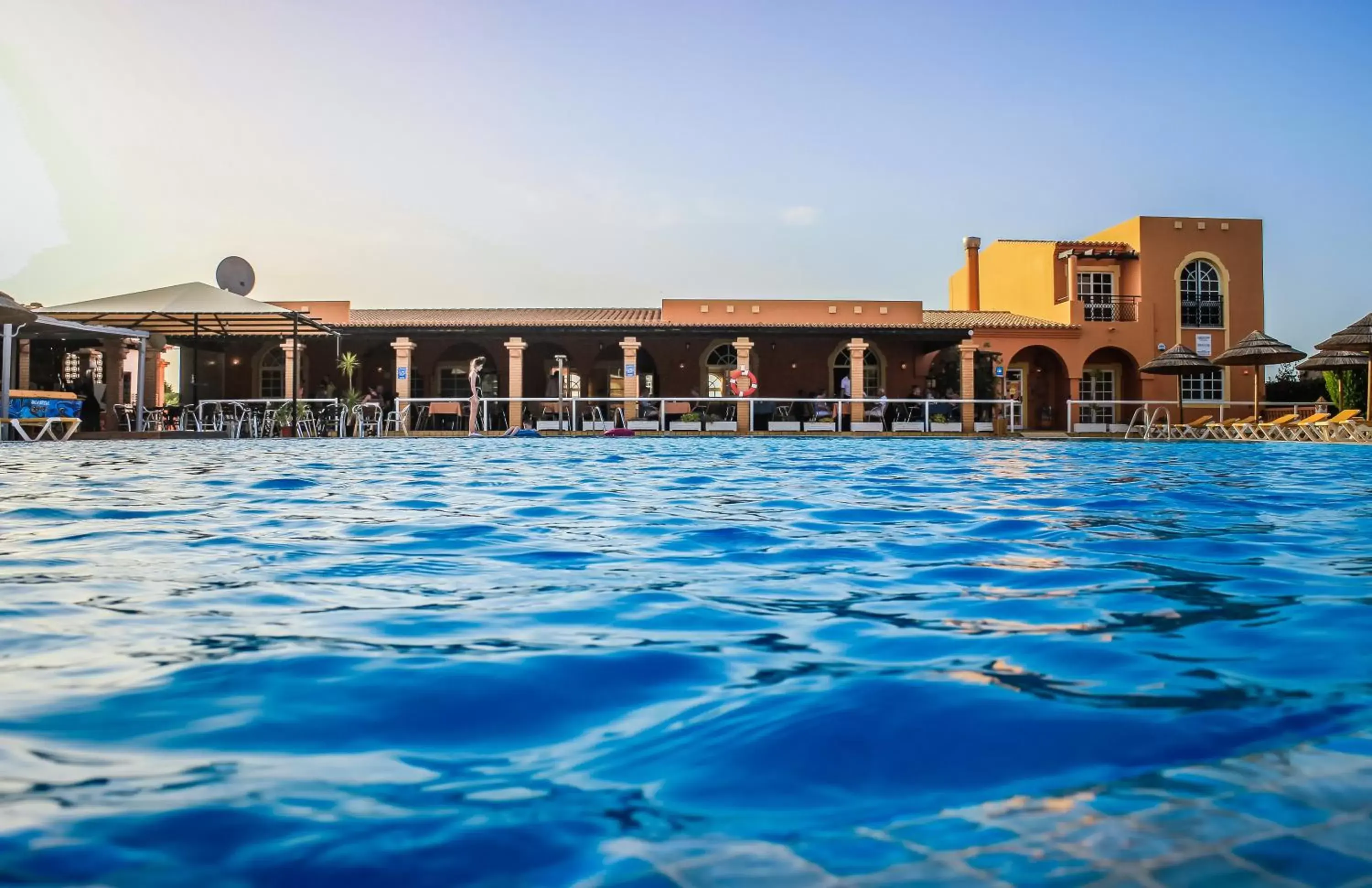 Swimming Pool in Colina Village