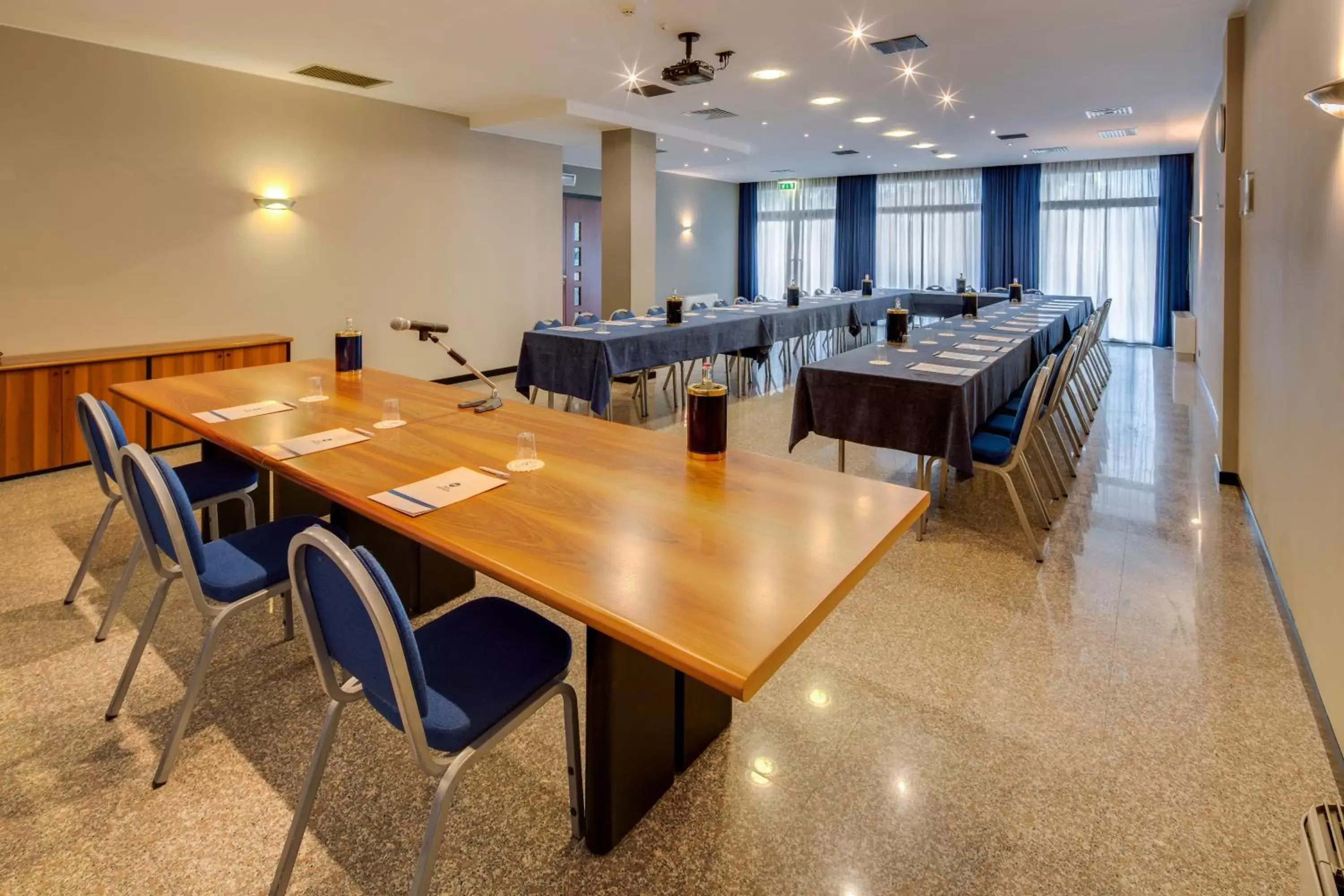 Meeting/conference room in Best Western Hotel Turismo