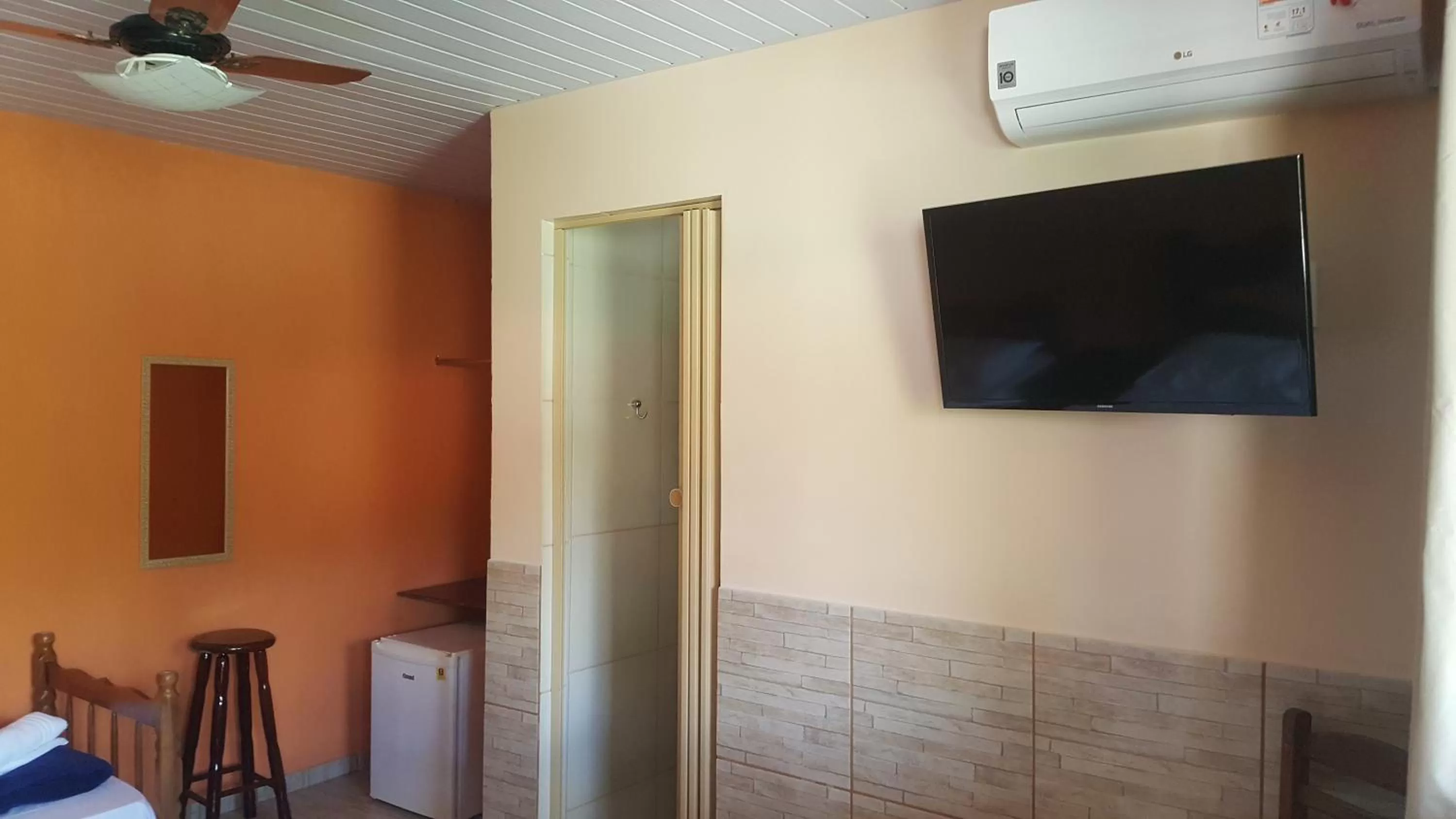 TV/Entertainment Center in Pousada Solar Tropical