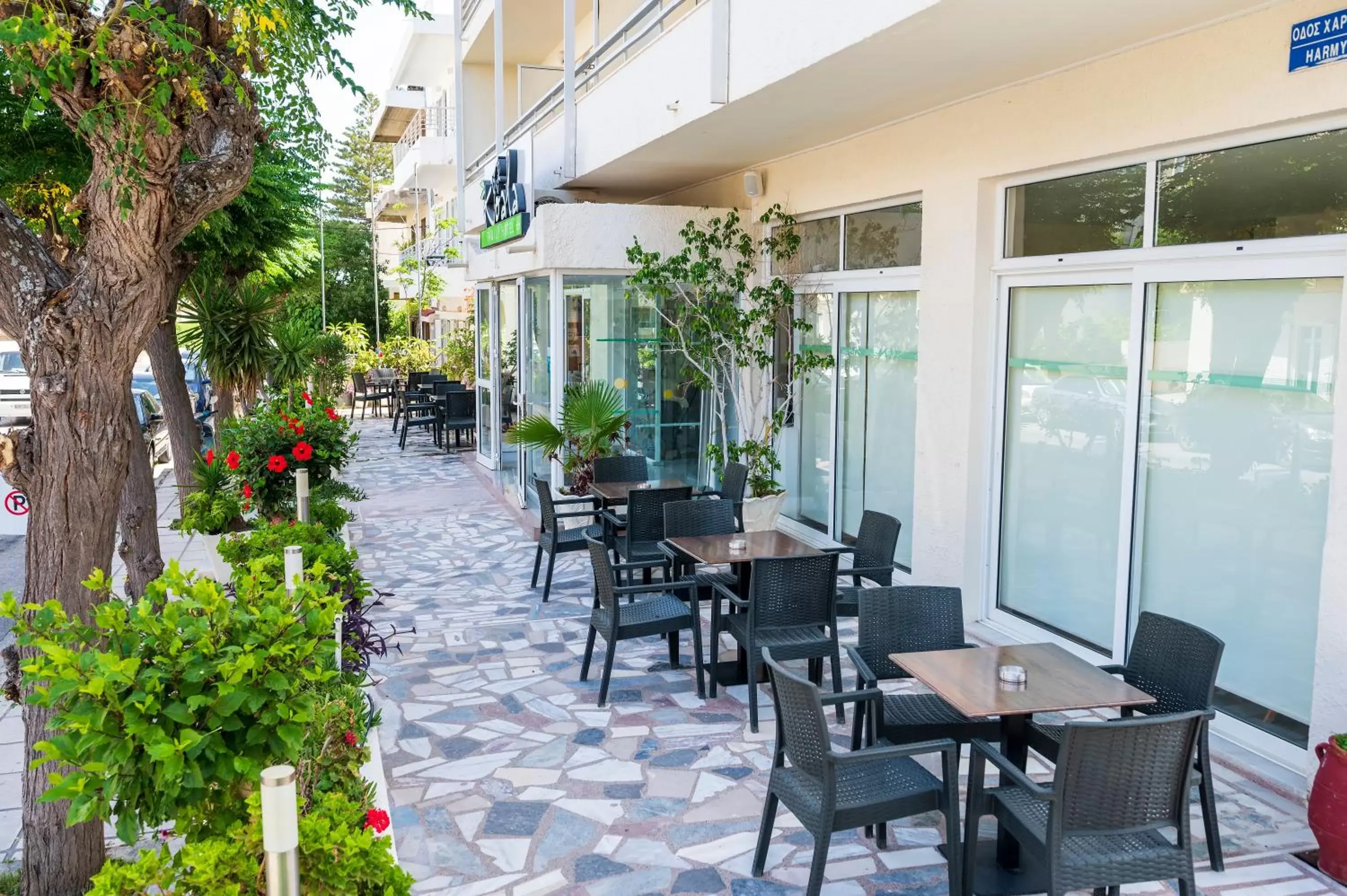 Balcony/Terrace, Restaurant/Places to Eat in Hotel Koala